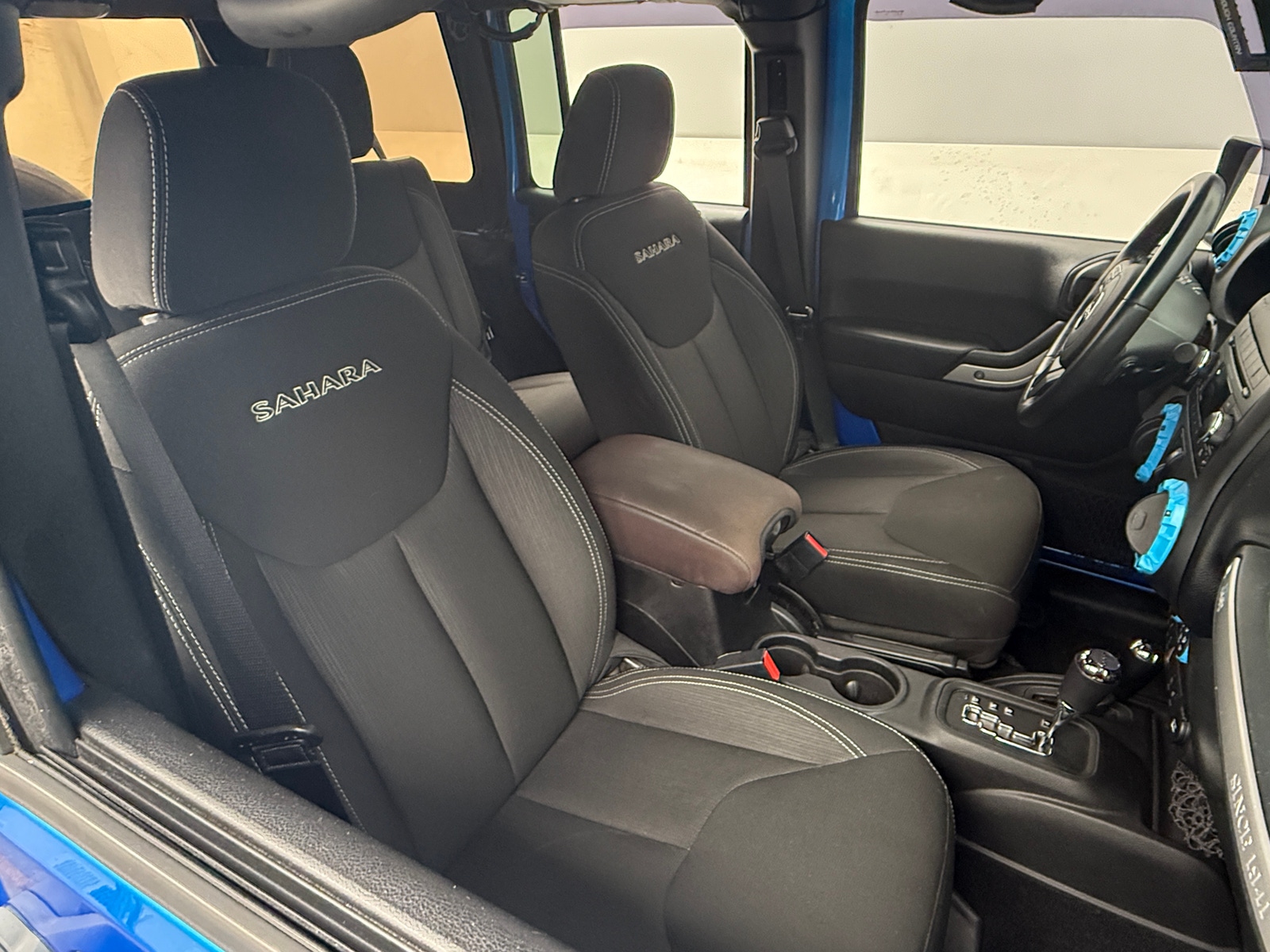 Thumbnail: 2016 Jeep Wrangler - 2