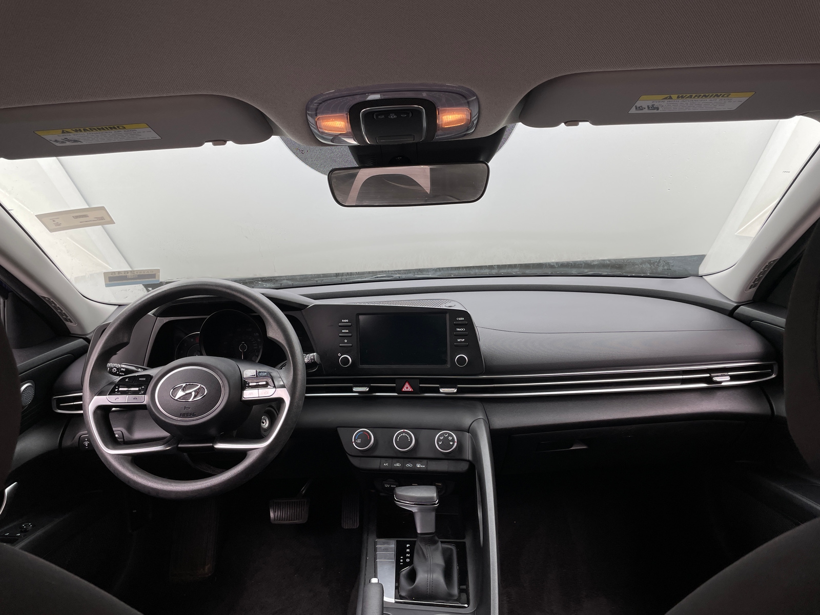 Thumbnail: 2023 Hyundai Elantra - 3