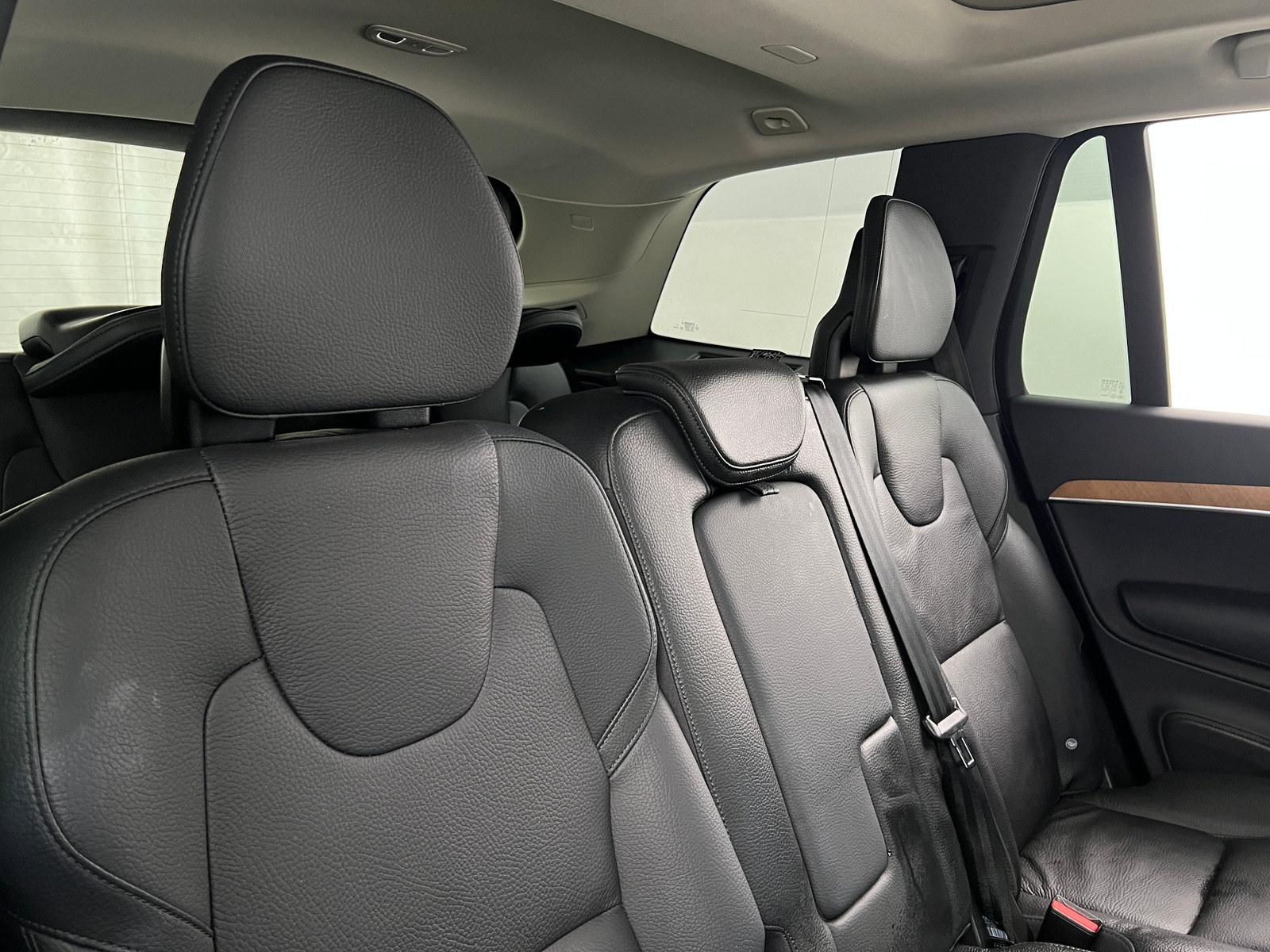 Thumbnail: 2025 Volvo XC90 - 5