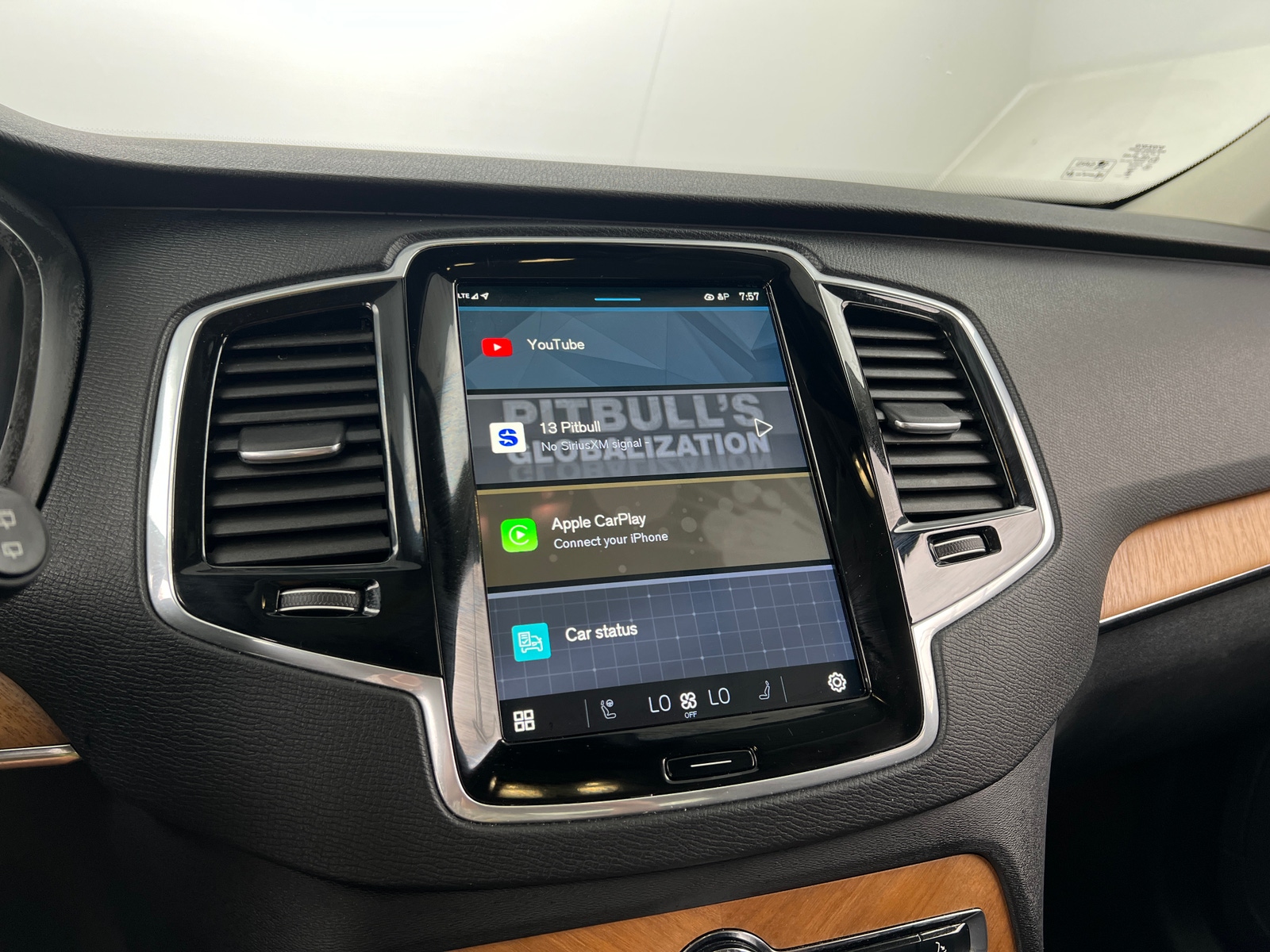 Thumbnail: 2025 Volvo XC90 - 3