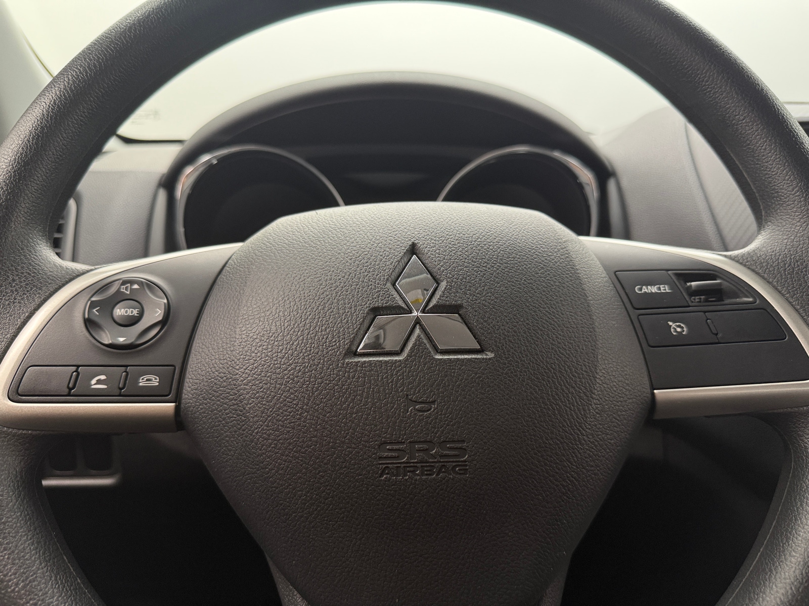 Thumbnail: 2024 Mitsubishi Outlander Sport - 5