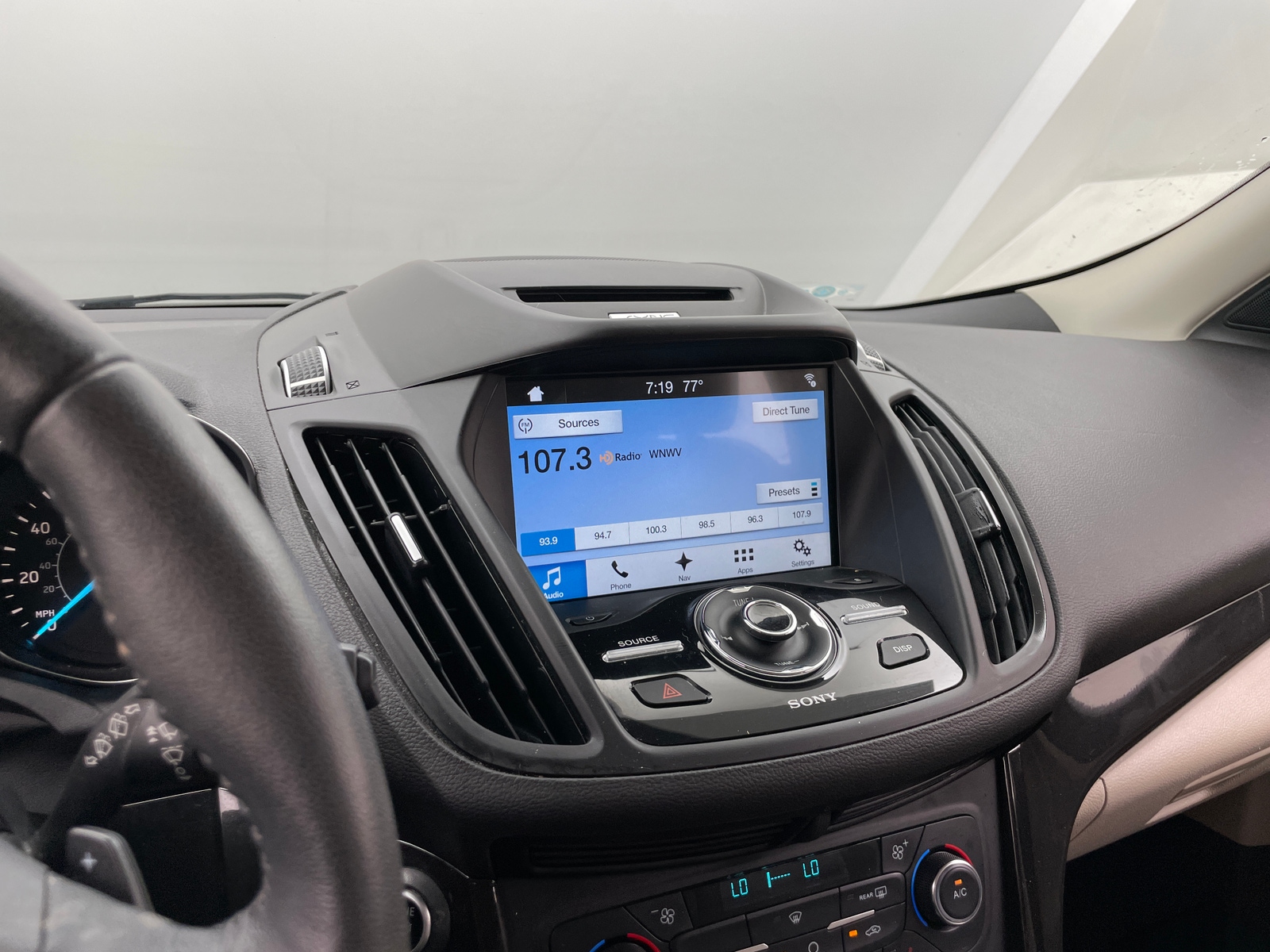 Thumbnail: 2017 Ford Escape - 3