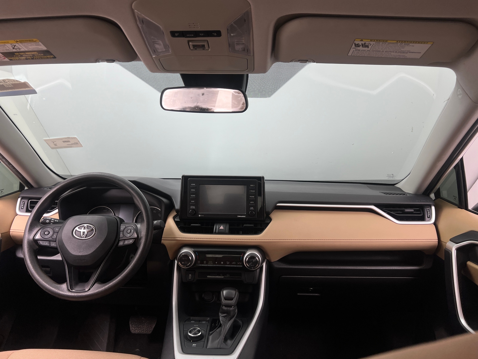 Thumbnail: 2022 Toyota RAV4 - 3