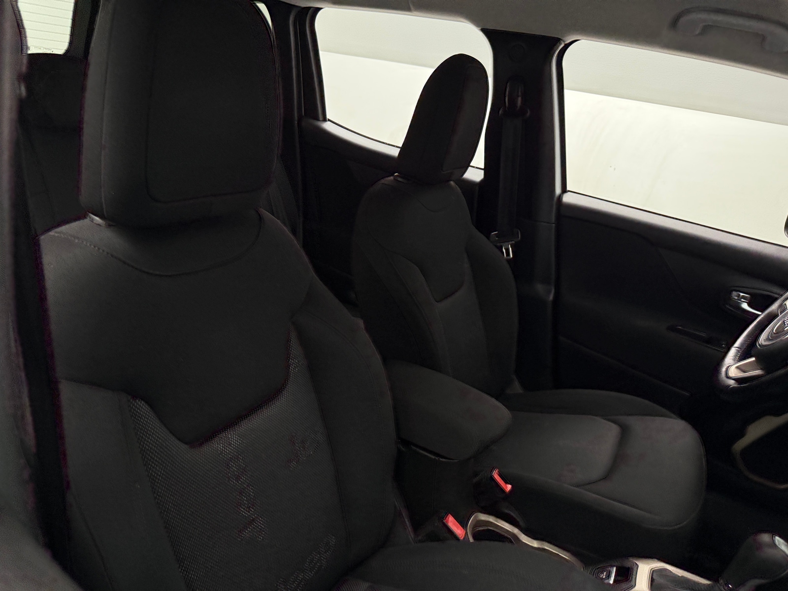 Thumbnail: 2017 Jeep Renegade - 2
