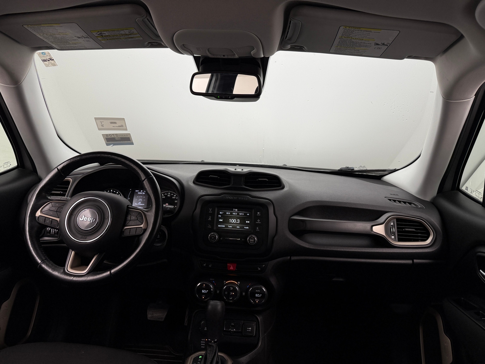 Thumbnail: 2017 Jeep Renegade - 3