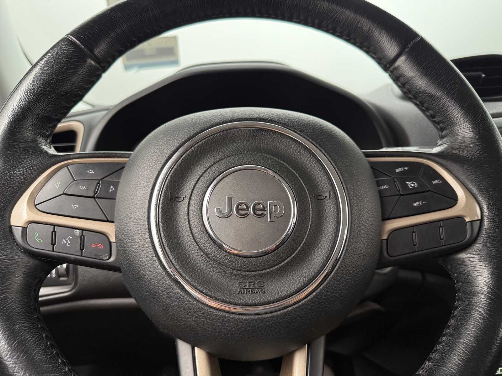 Thumbnail: 2017 Jeep Renegade - 5