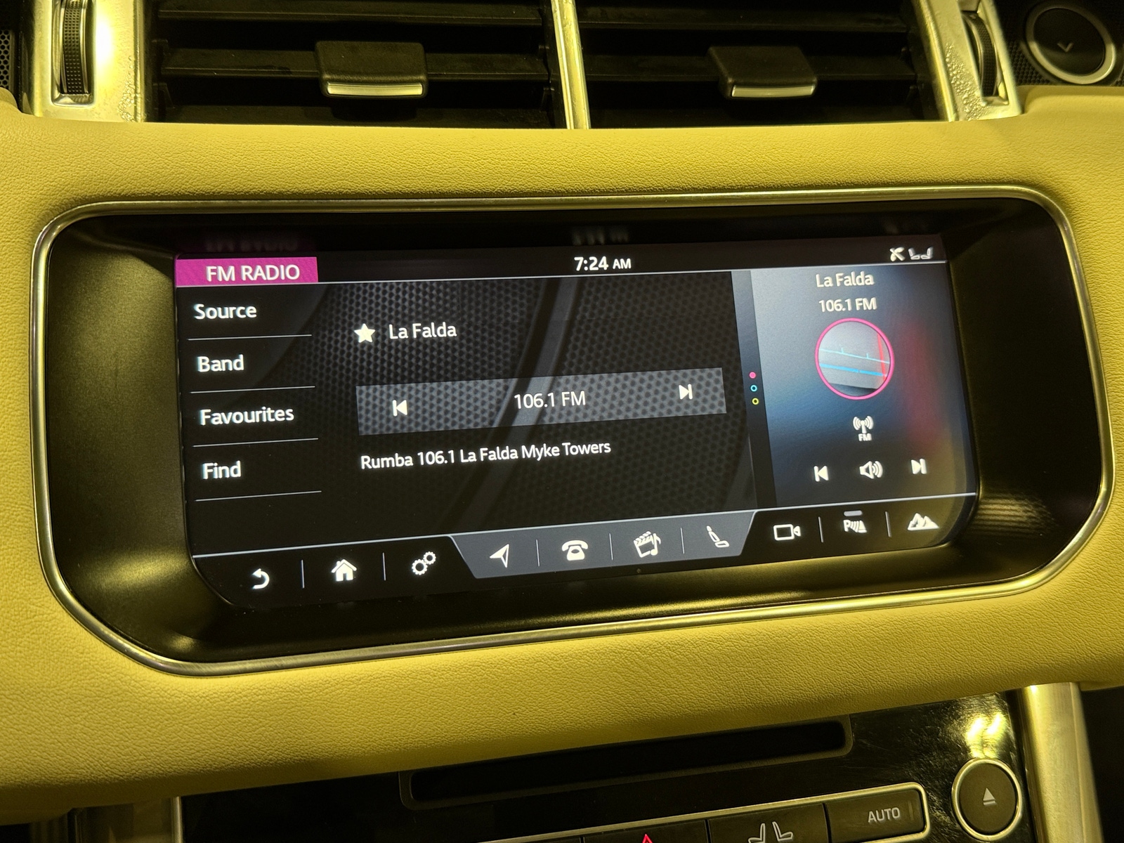 Thumbnail: 2017 Land Rover Range Rover Sport - 3