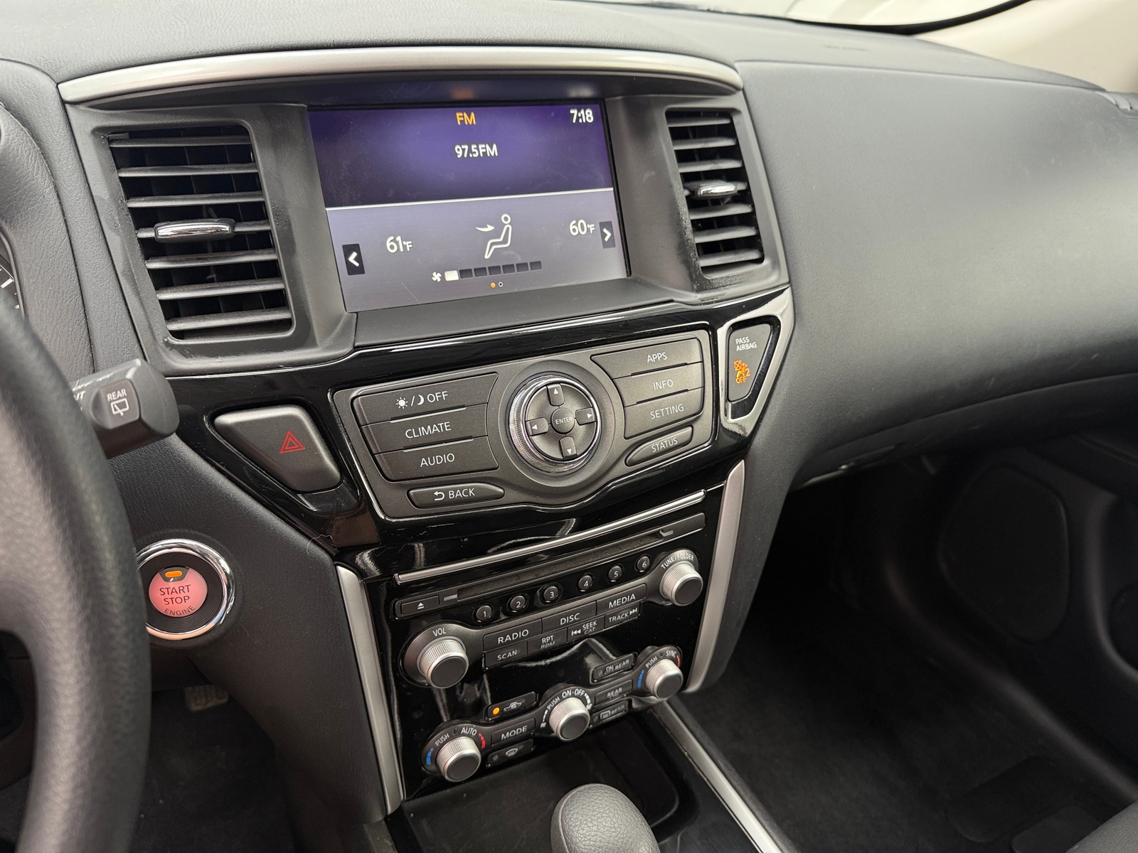 Thumbnail: 2020 Nissan Pathfinder - 4