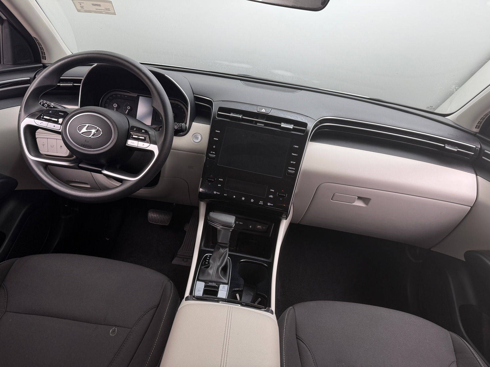 Thumbnail: 2024 Hyundai Tucson - 3