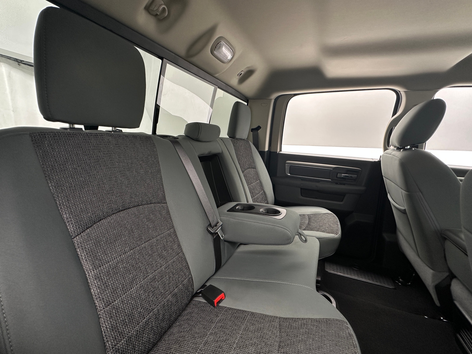 Thumbnail: 2019 RAM 1500 Classic - 6