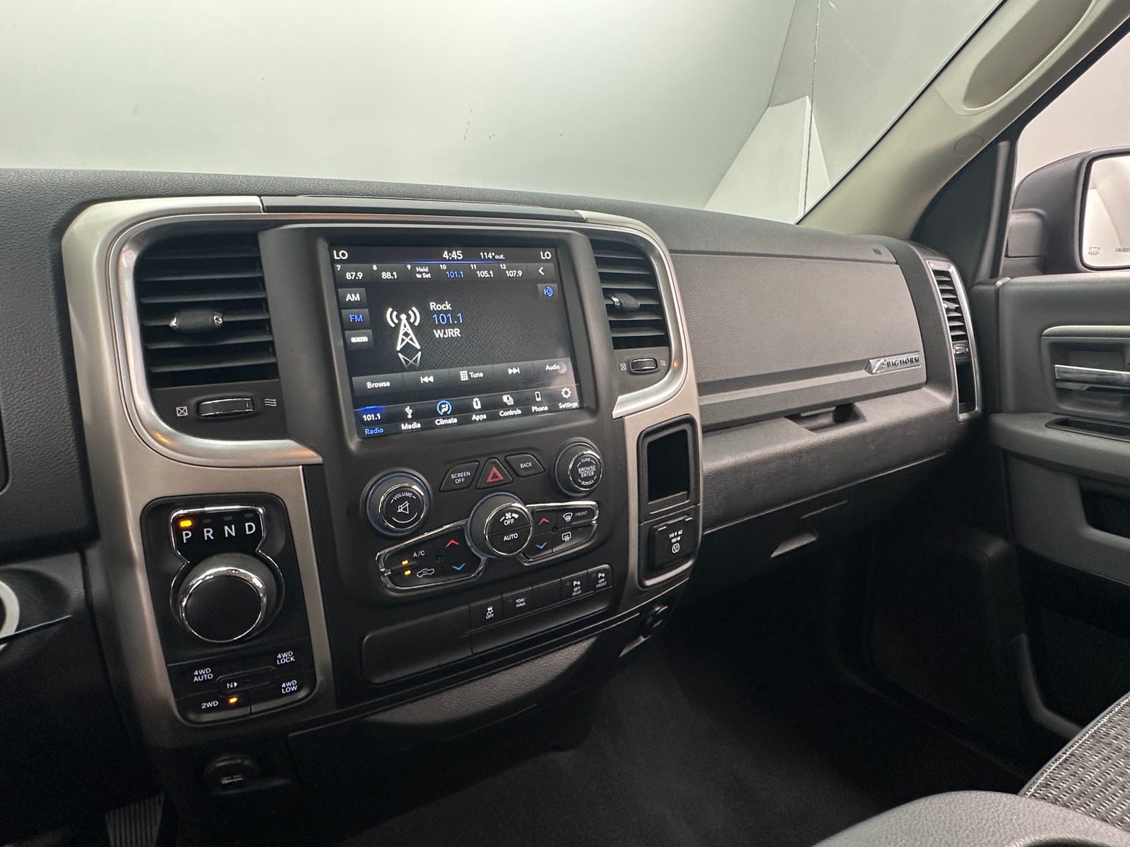 Thumbnail: 2019 RAM 1500 Classic - 4