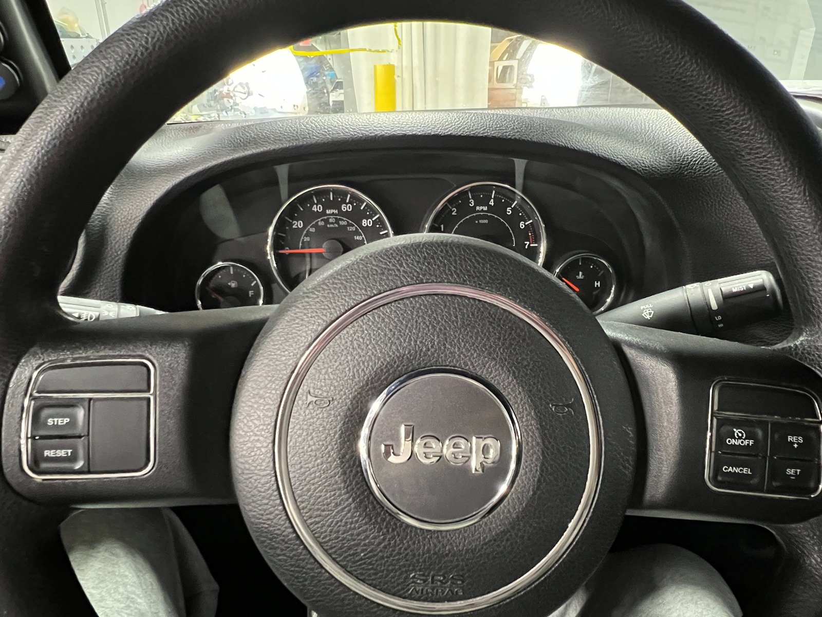 Thumbnail: 2012 Jeep Wrangler - 5