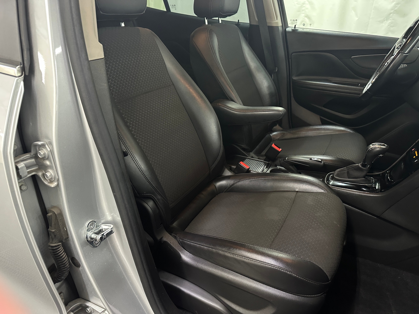 Thumbnail: 2019 Buick Encore - 2