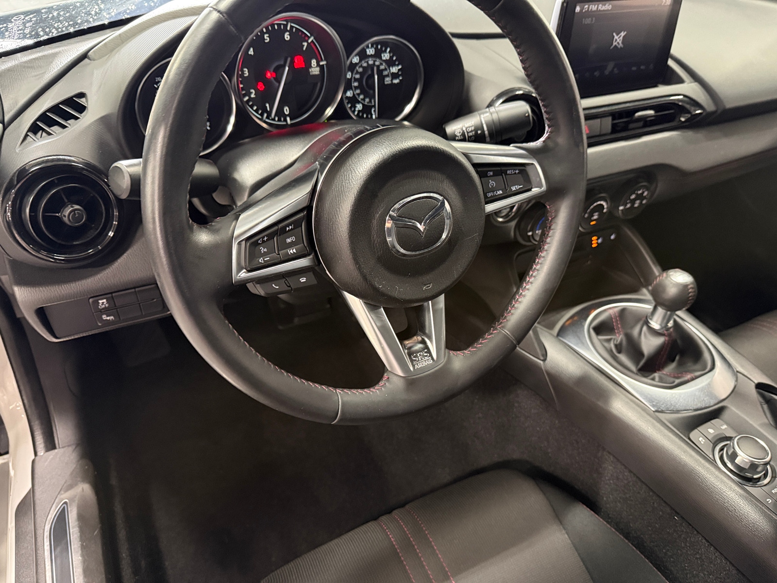 Thumbnail: 2018 Mazda MX-5 Miata - 5