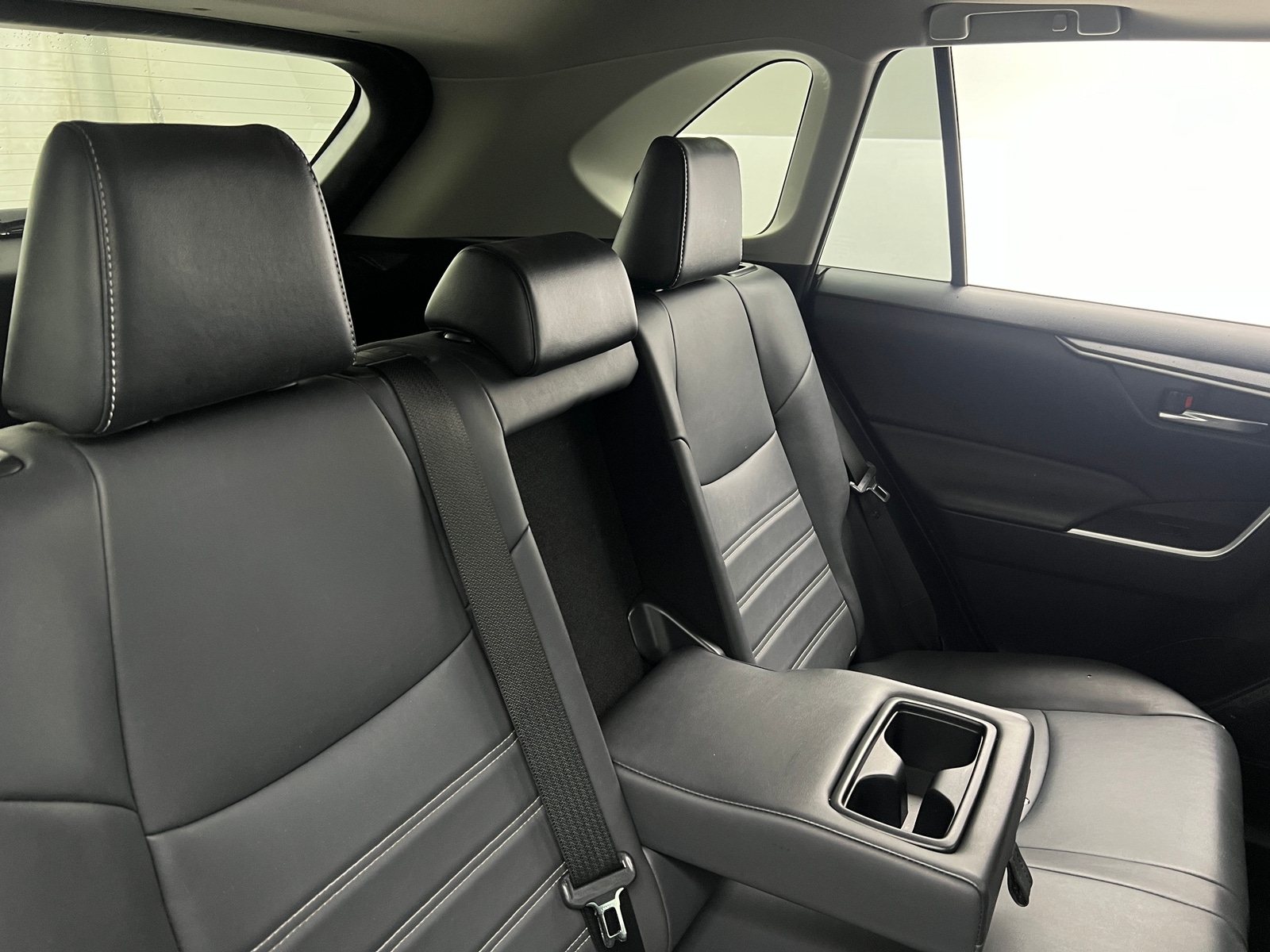 Thumbnail: 2021 Toyota RAV4 - 5