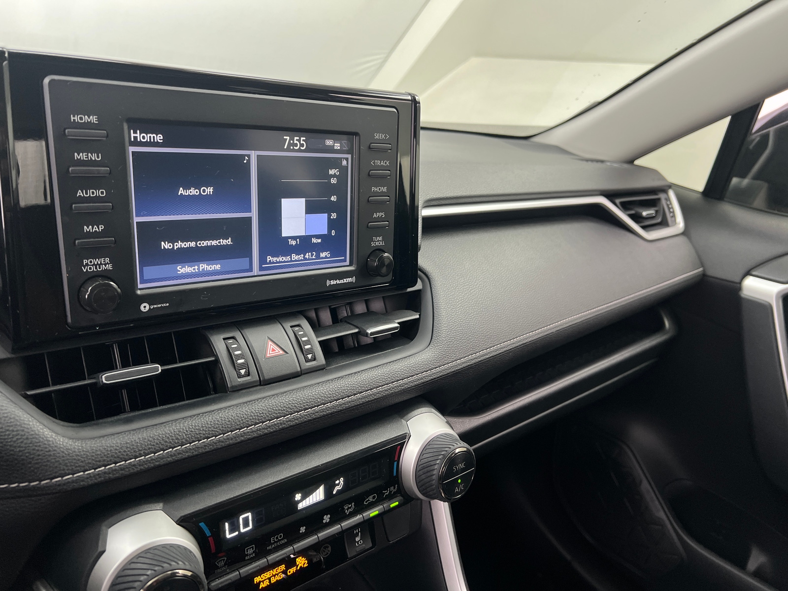 Thumbnail: 2021 Toyota RAV4 - 3
