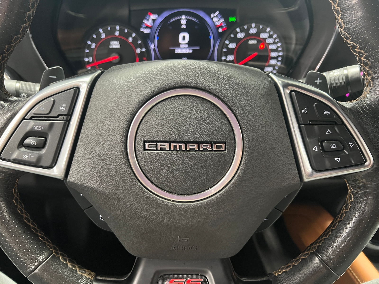Thumbnail: 2019 Chevrolet Camaro - 3