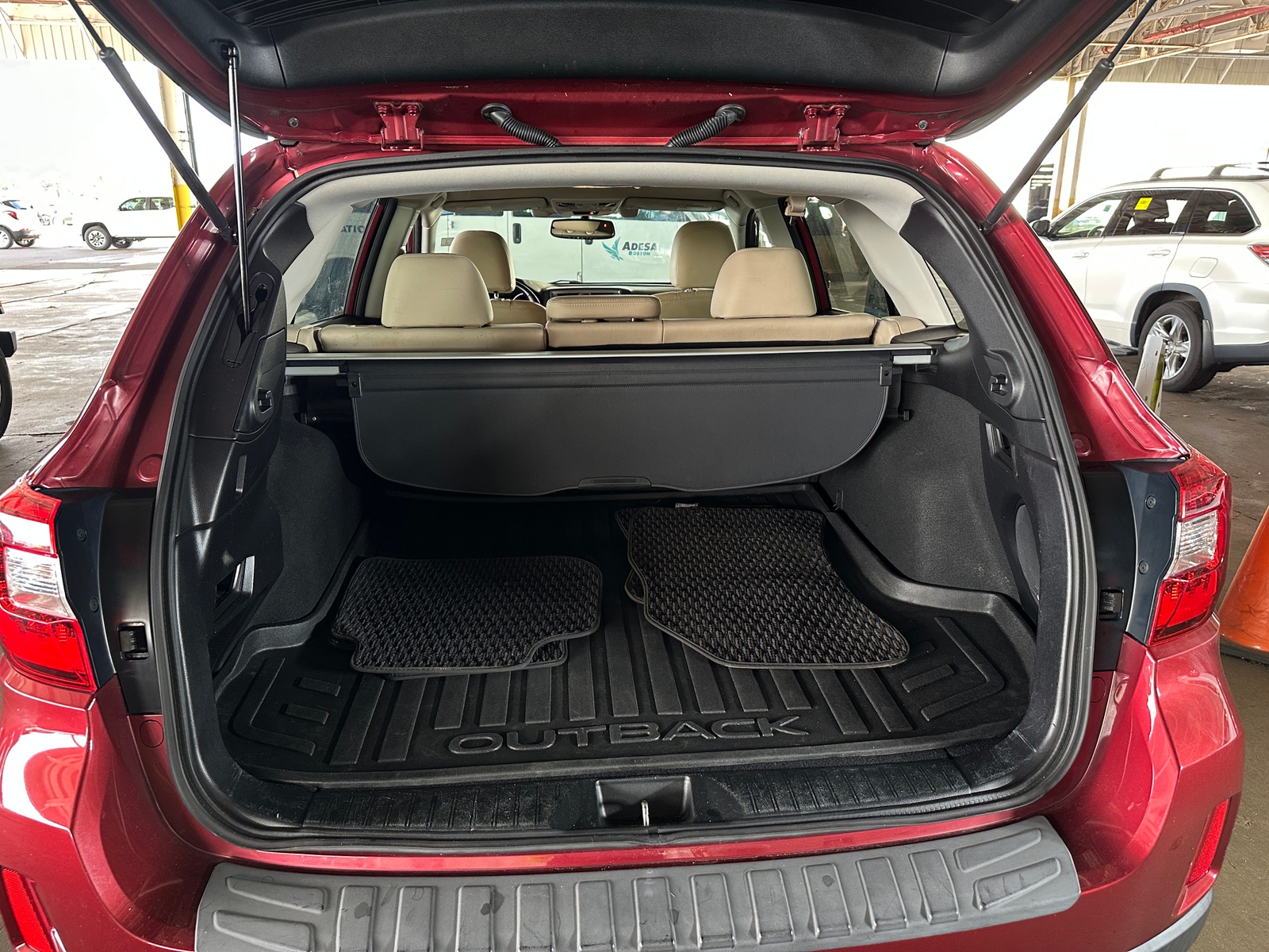 Thumbnail: 2016 Subaru Outback - 6