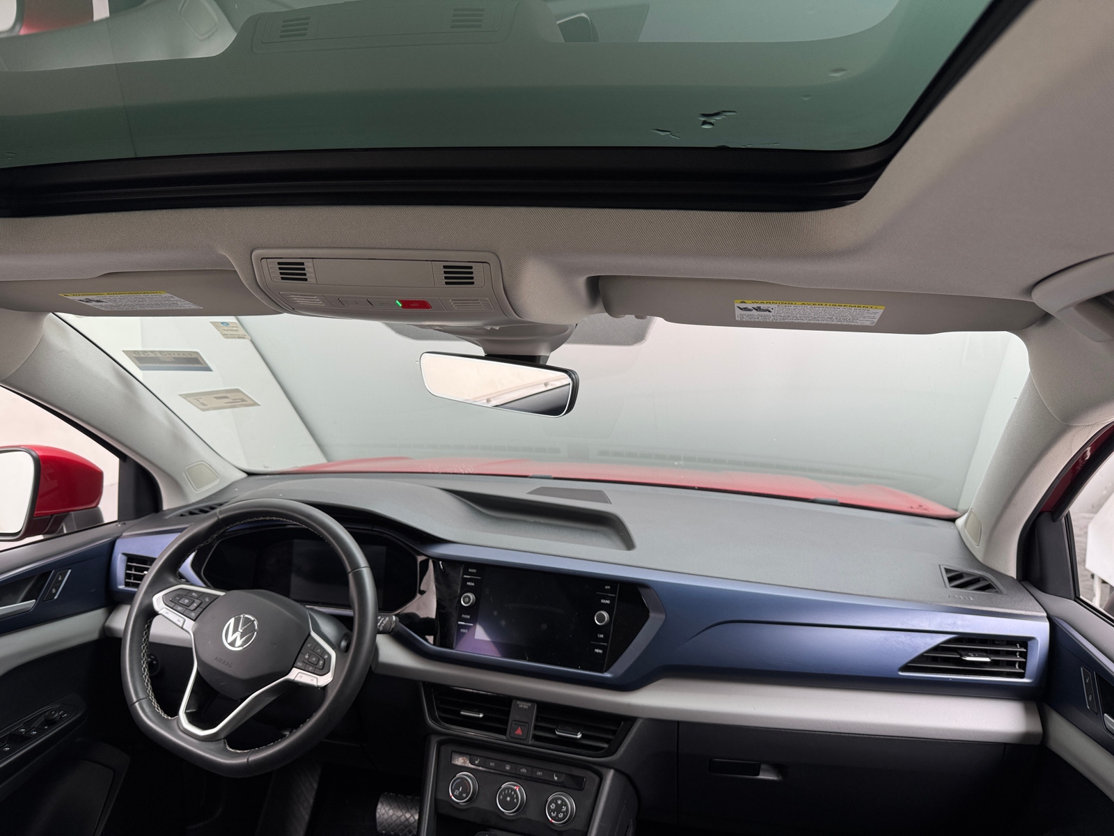 Thumbnail: 2022 Volkswagen Taos - 2