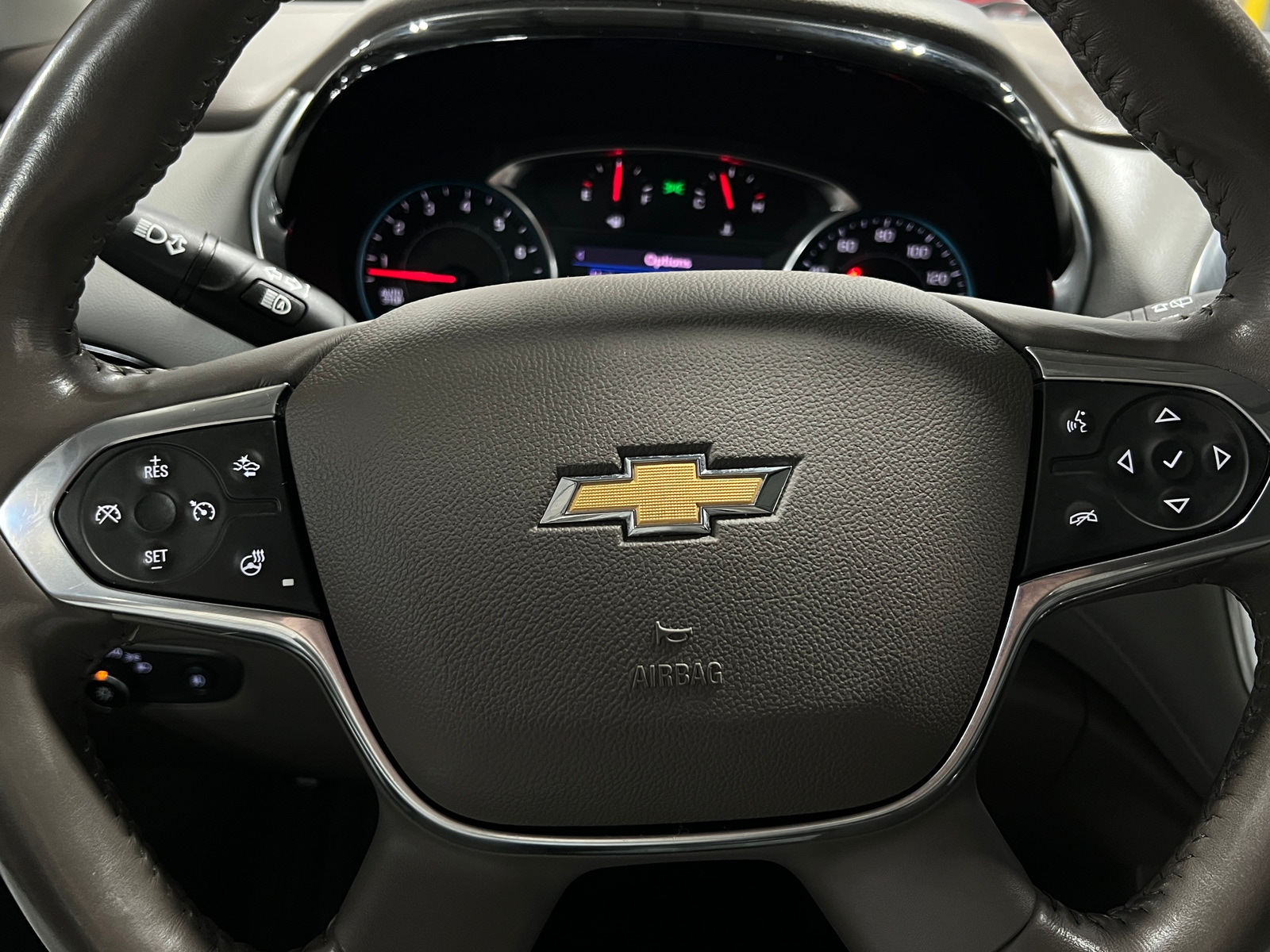 Thumbnail: 2020 Chevrolet Traverse - 4