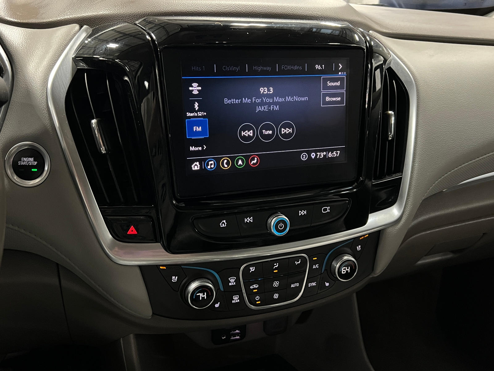 Thumbnail: 2020 Chevrolet Traverse - 3