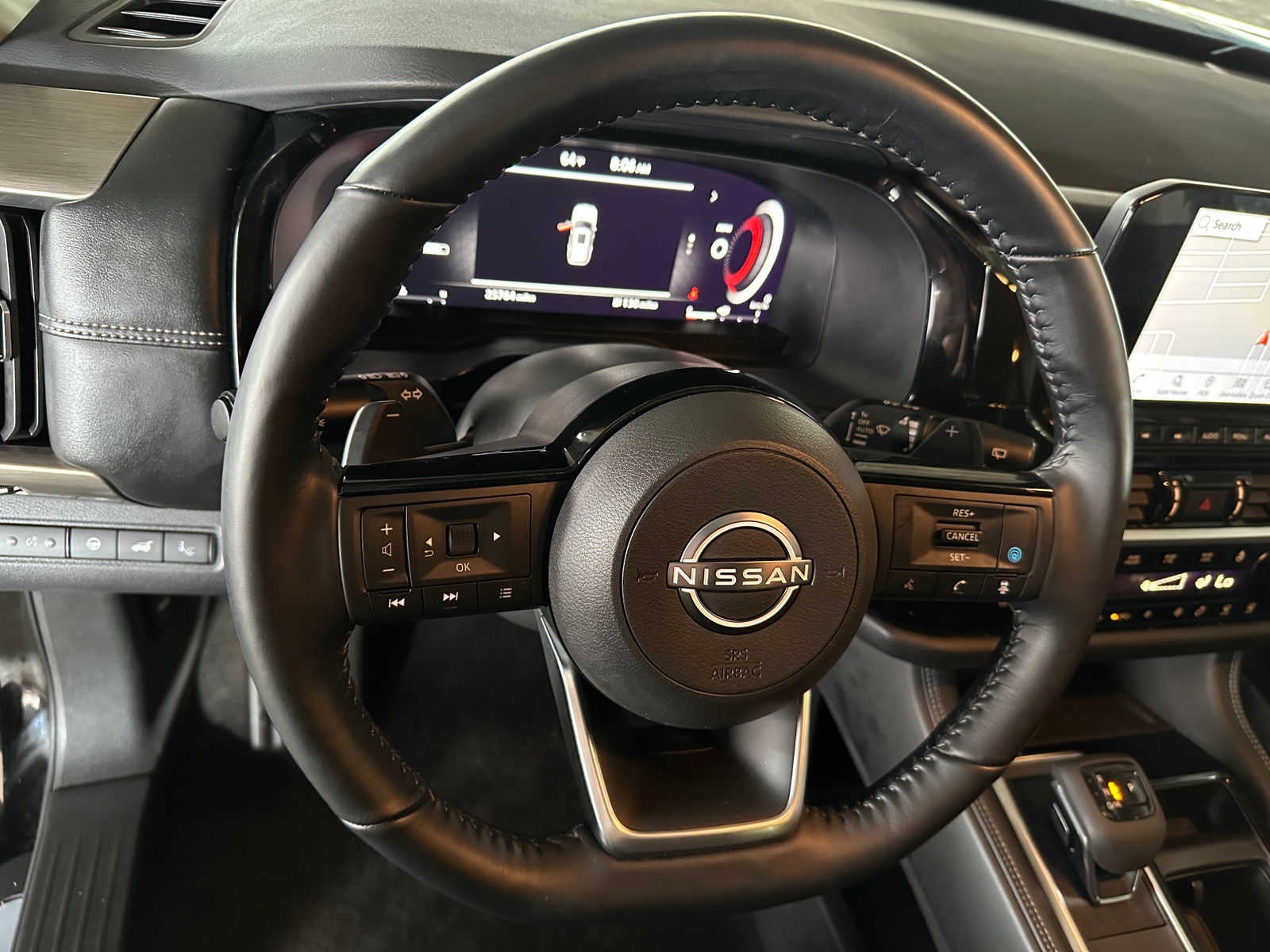 Thumbnail: 2023 Nissan Pathfinder - 4