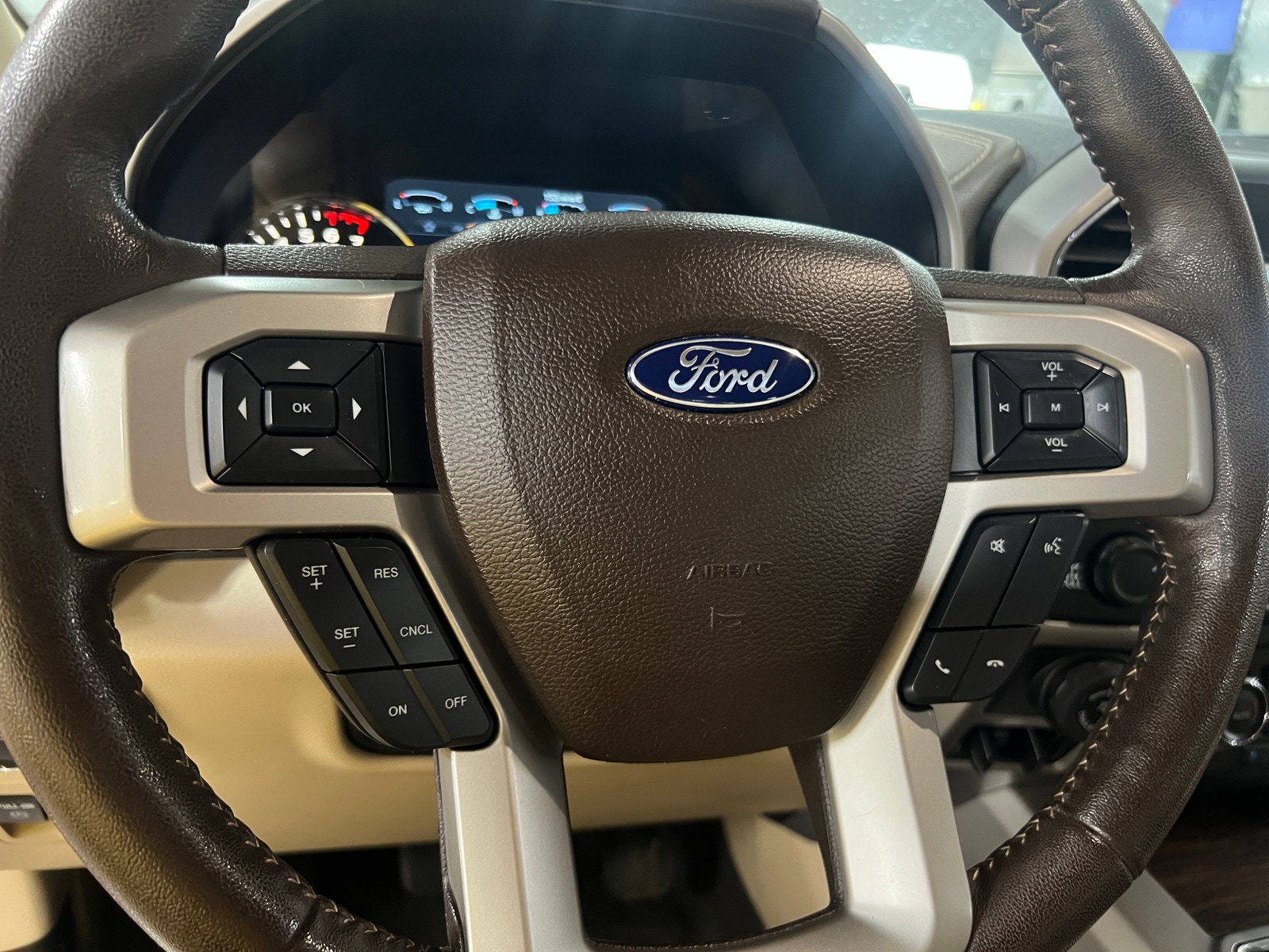 Thumbnail: 2018 Ford Econoline - 4