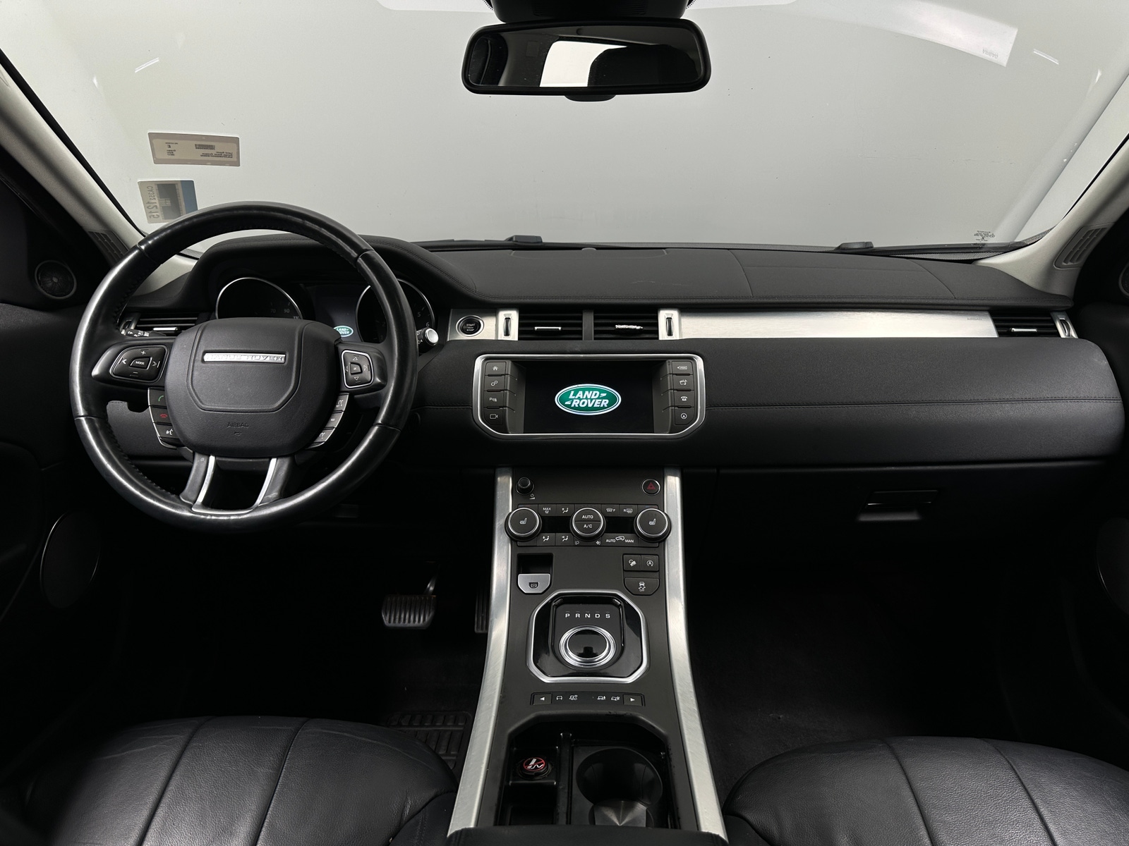 Thumbnail: 2017 Land Rover Range Rover Evoque - 2