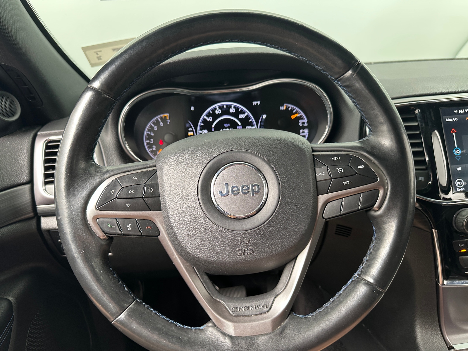 Thumbnail: 2019 Jeep Grand Cherokee - 5