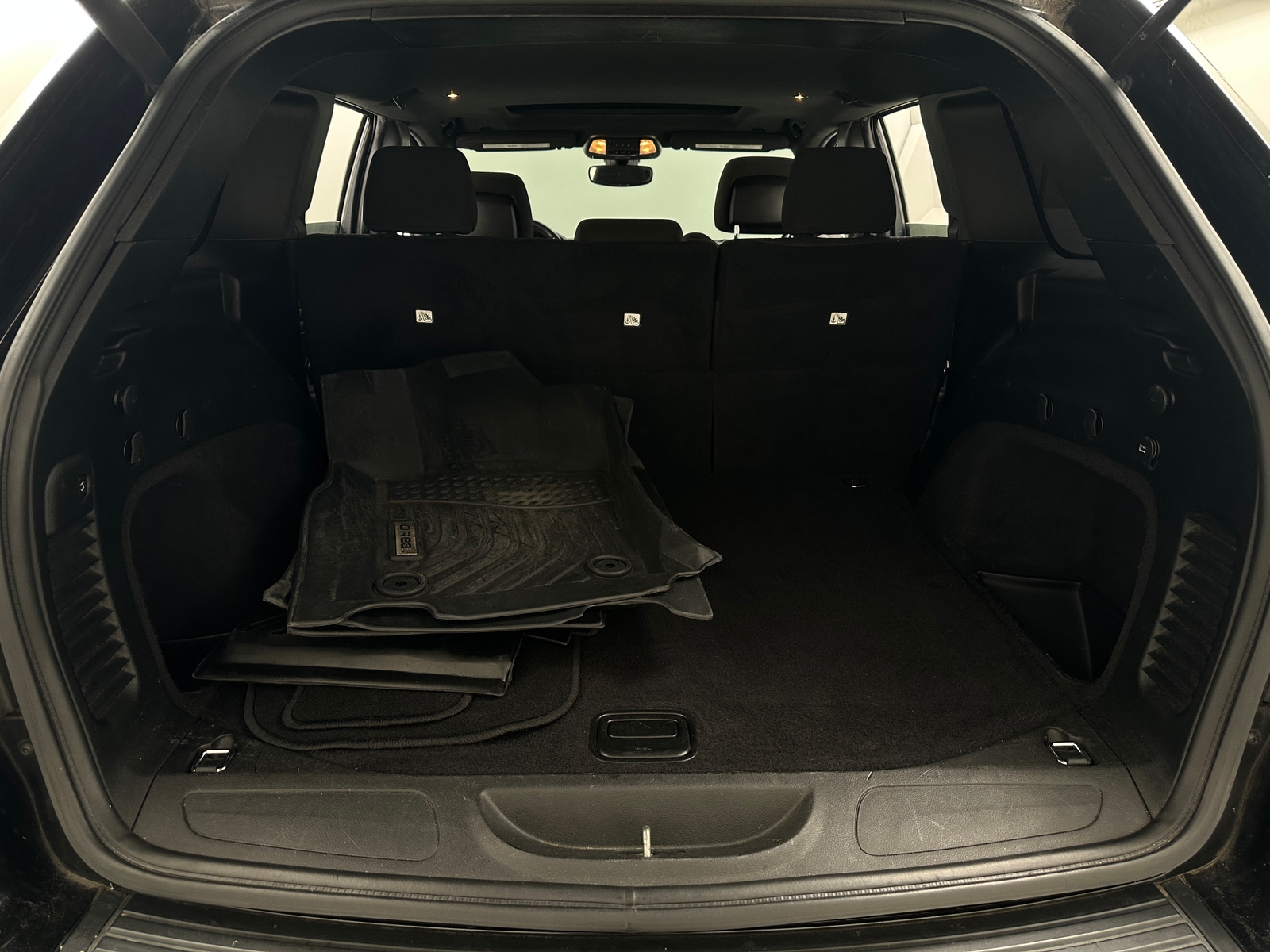 Thumbnail: 2019 Jeep Grand Cherokee - 7