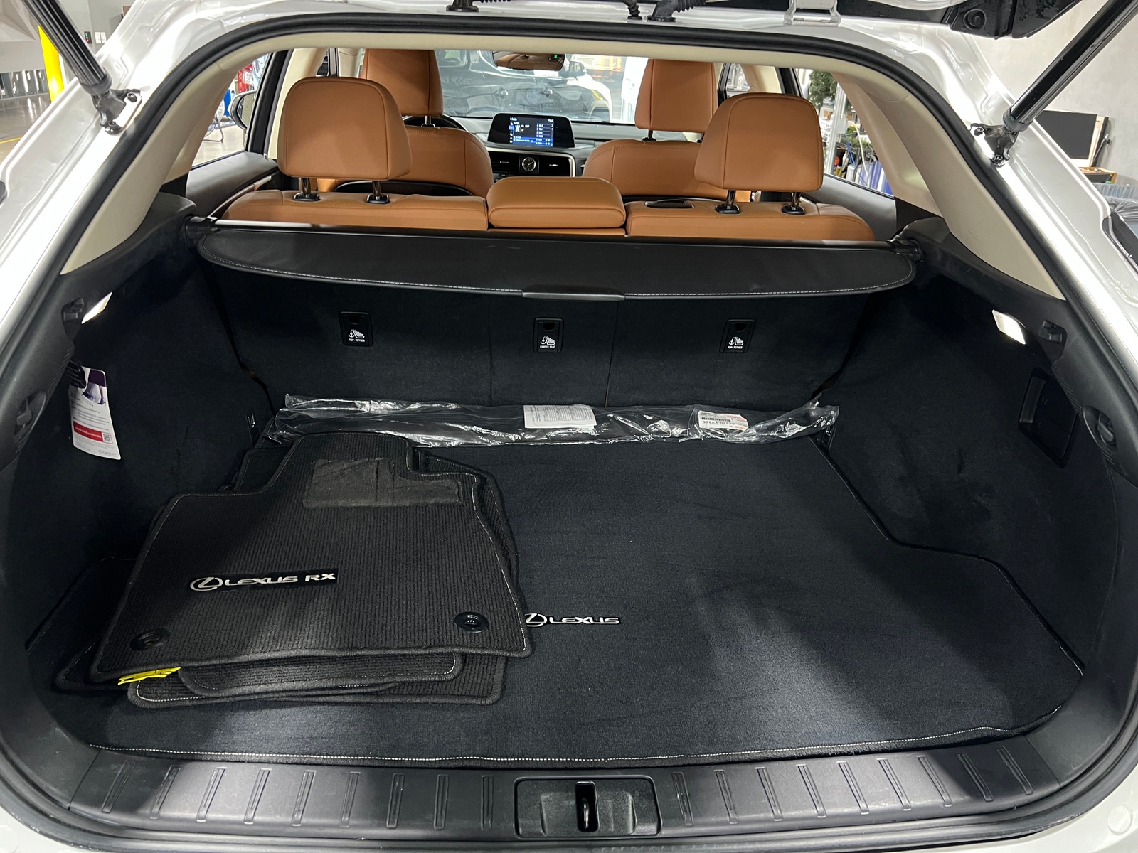 Thumbnail: 2021 Lexus RX - 6