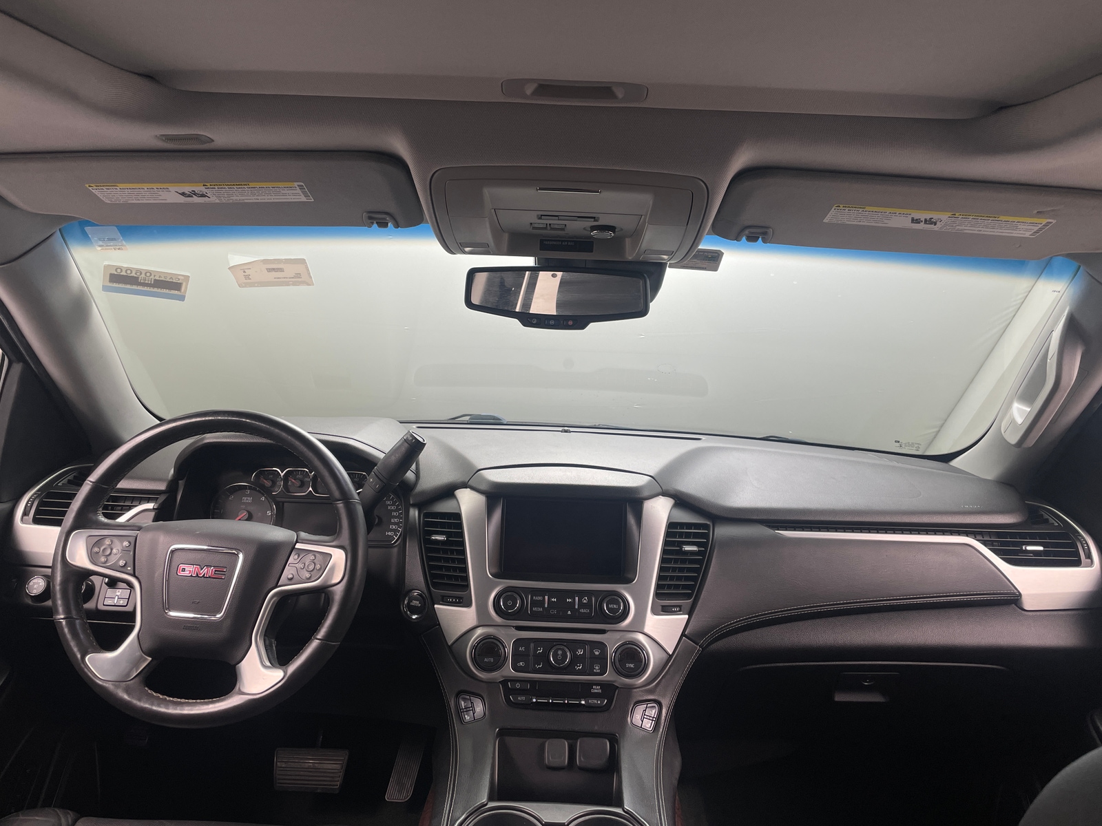 Thumbnail: 2015 GMC Yukon - 2