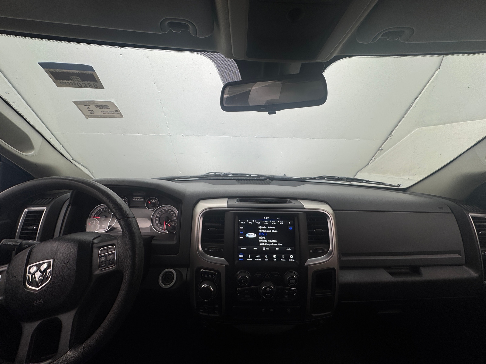 Thumbnail: 2019 RAM 1500 Classic - 3