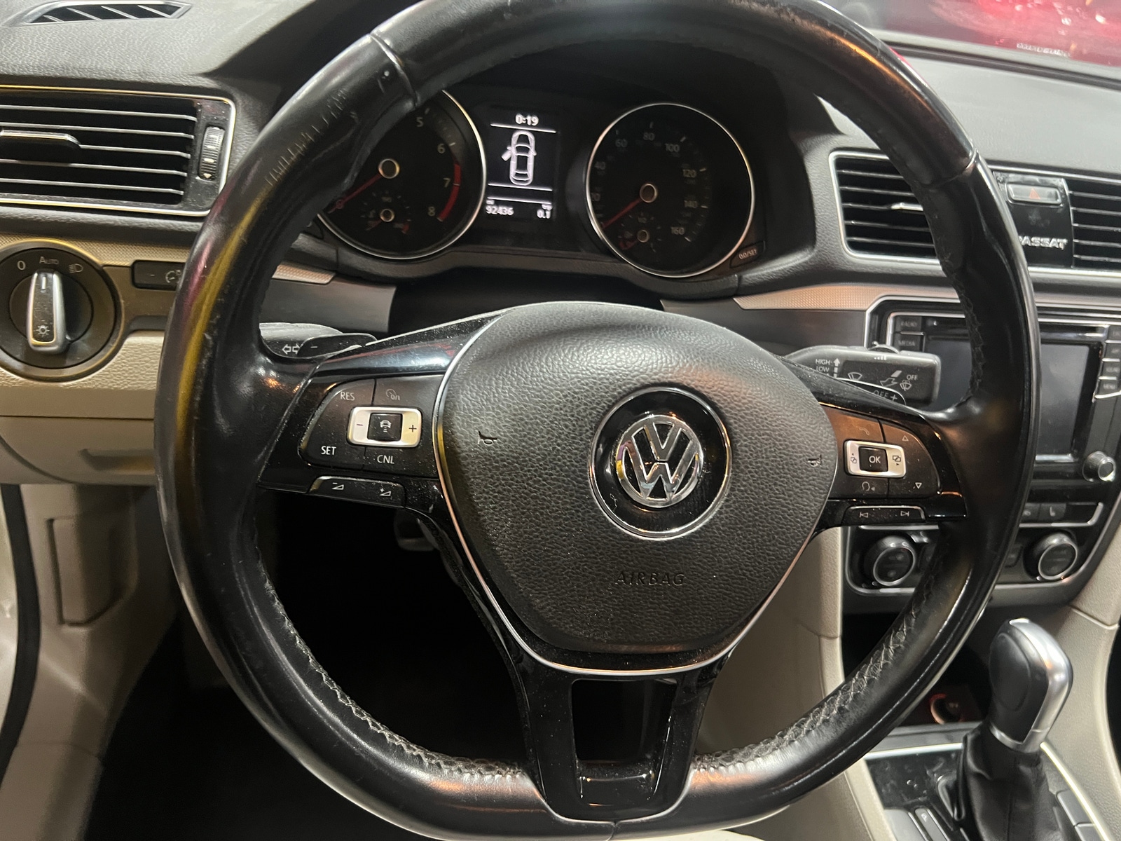Thumbnail: 2018 Volkswagen Passat - 4