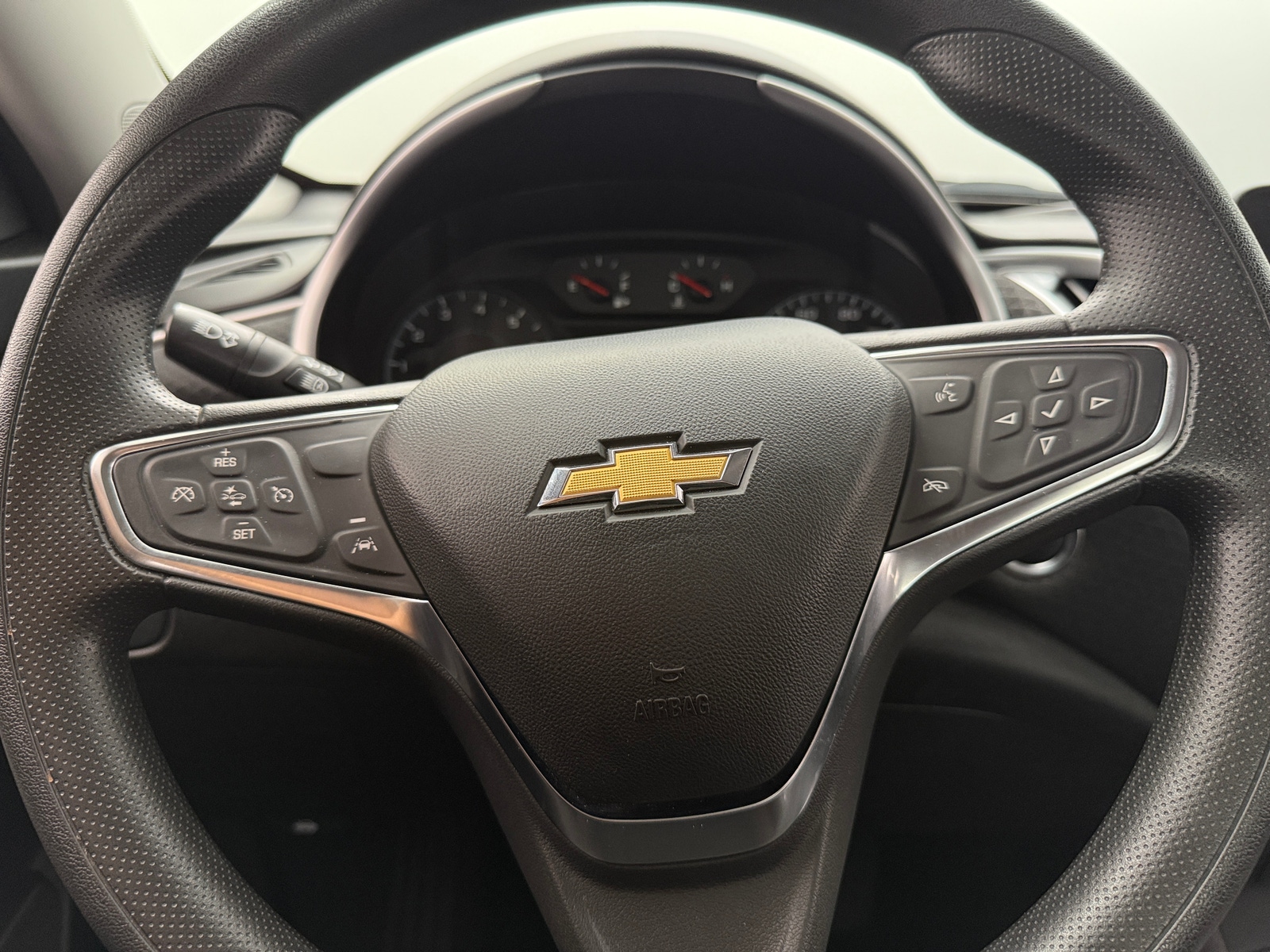 Thumbnail: 2024 Chevrolet Malibu - 5