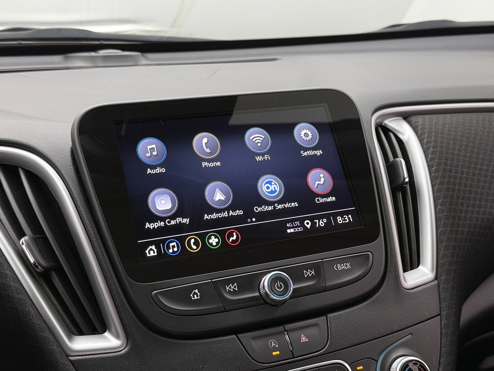 Thumbnail: 2024 Chevrolet Malibu - 4