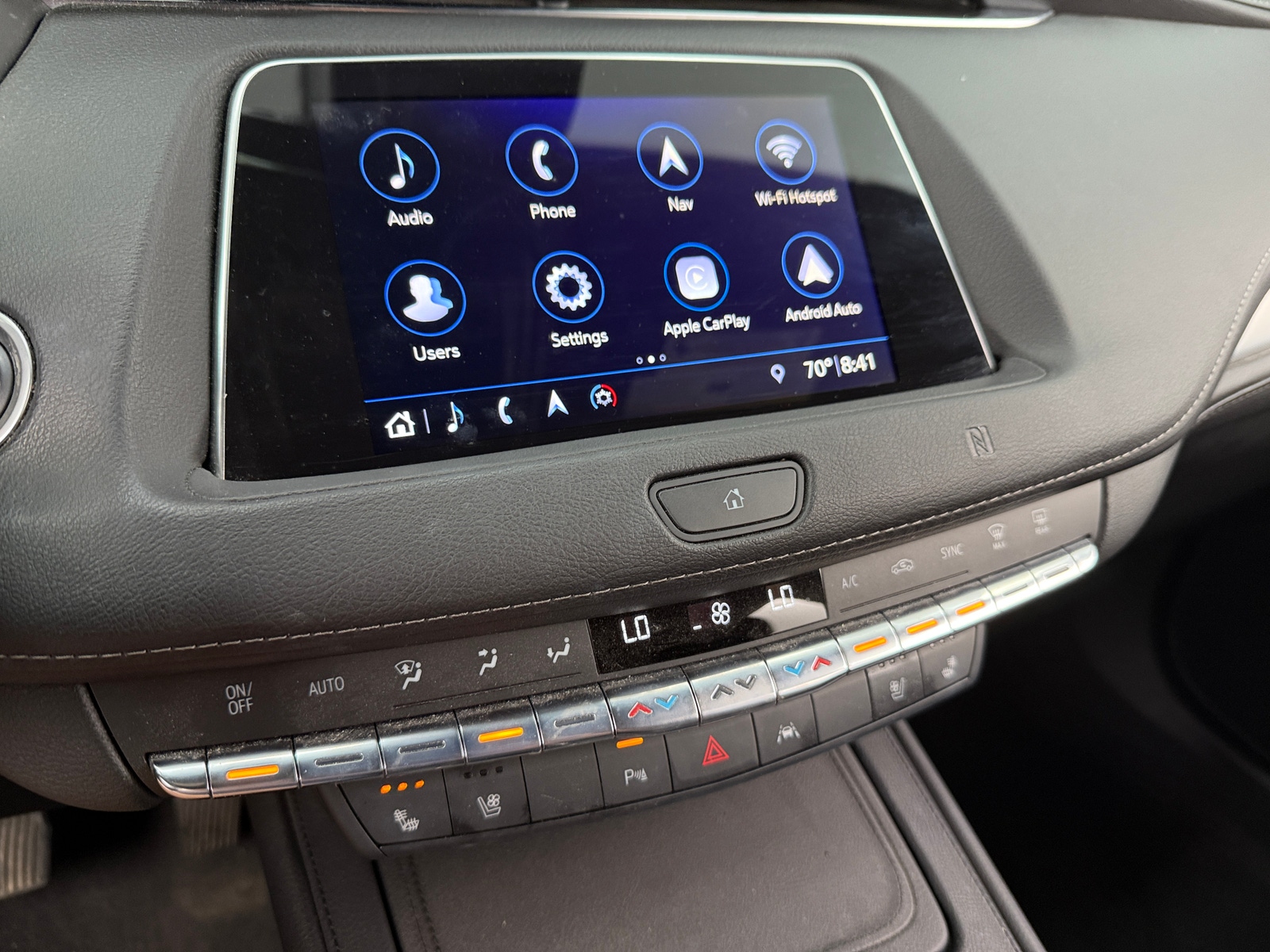 Thumbnail: 2019 Cadillac XT4 - 3