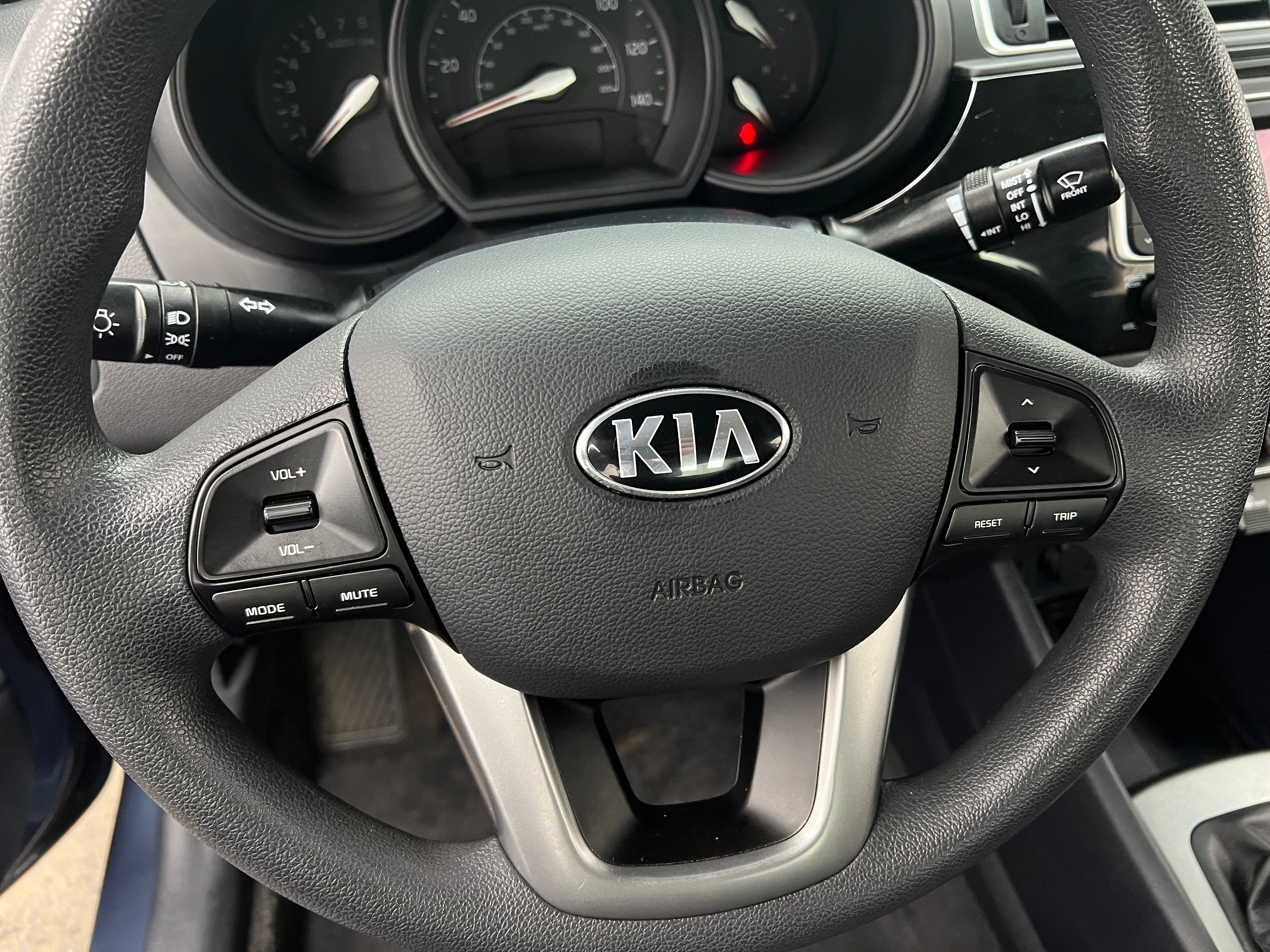 Used 2016 Kia Rio LX with VIN KNADM4A3XG6651307 for sale in Oak Creek, WI