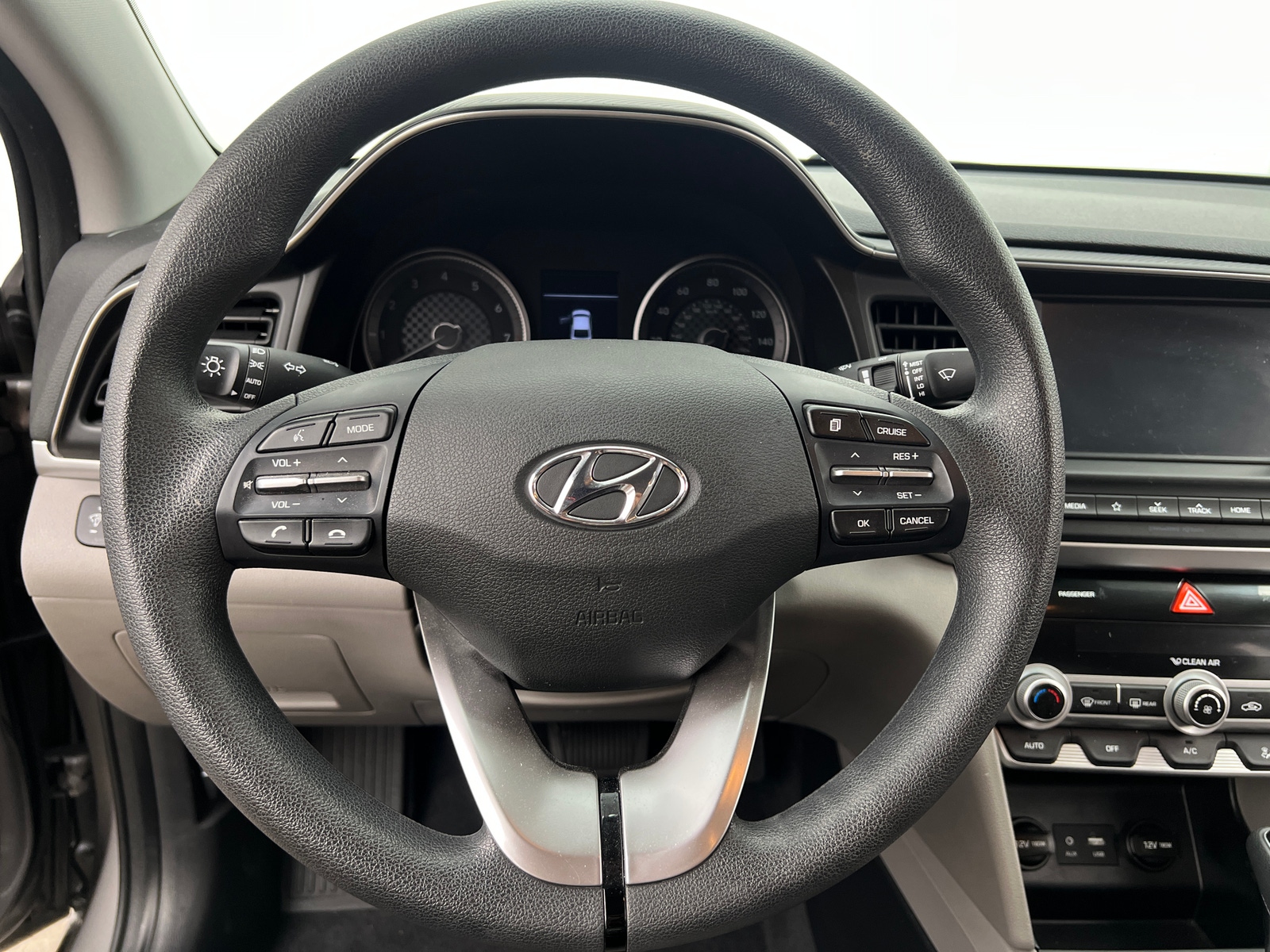 Thumbnail: 2020 Hyundai Elantra - 5
