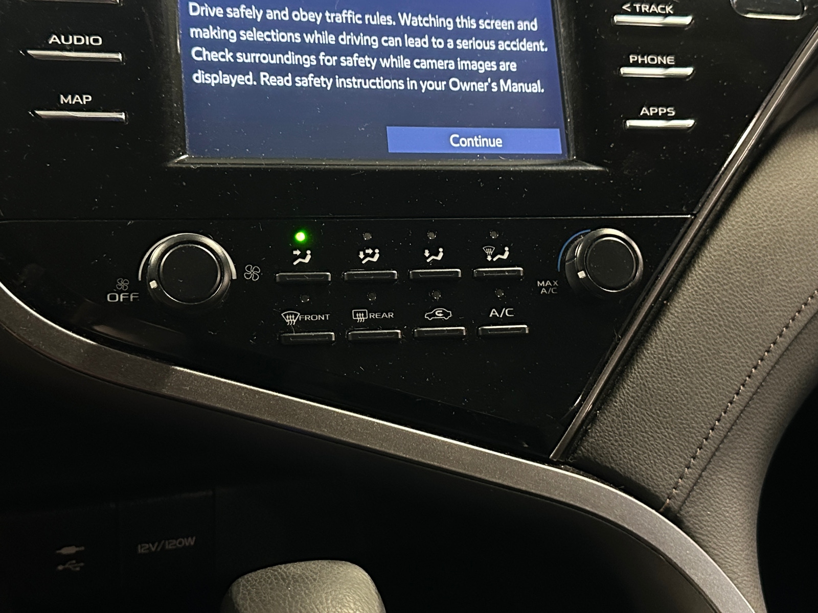 Thumbnail: 2019 Toyota Camry - 4
