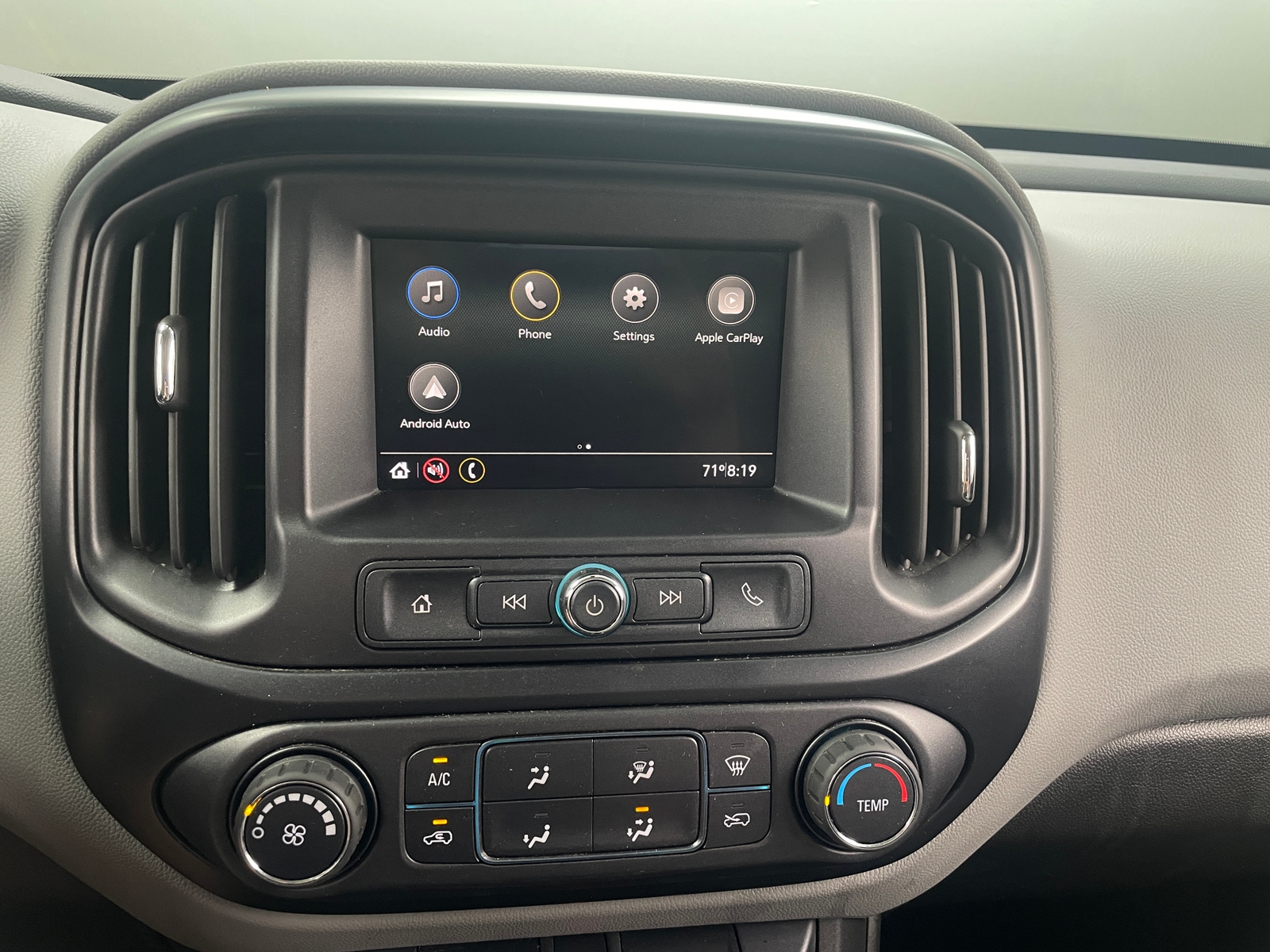 Thumbnail: 2021 Chevrolet Colorado - 4