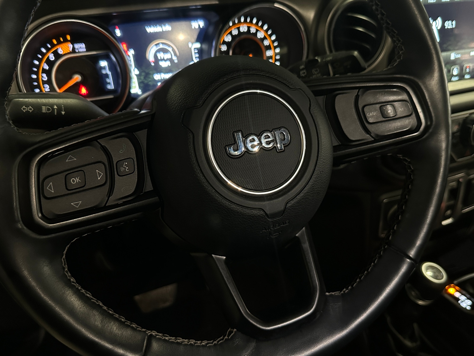 Thumbnail: 2021 Jeep Wrangler - 5
