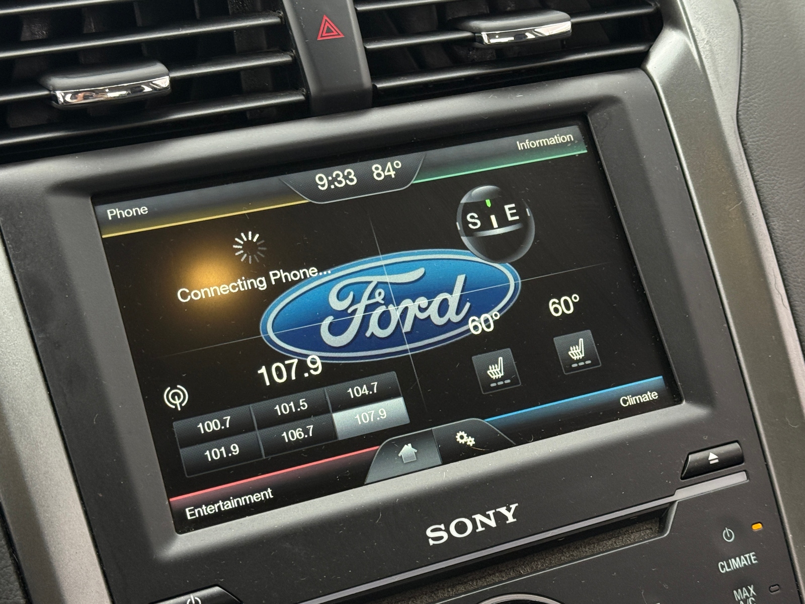 Thumbnail: 2015 Ford Fusion - 3