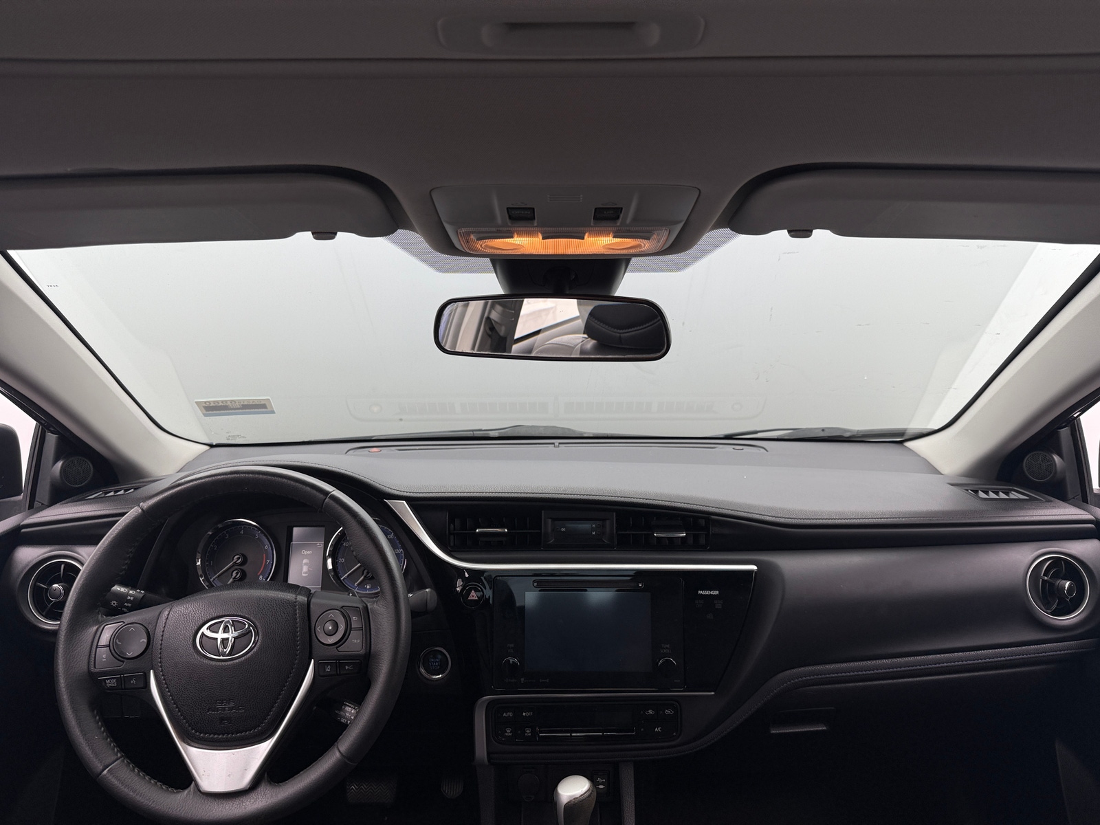 Thumbnail: 2017 Toyota Corolla - 3