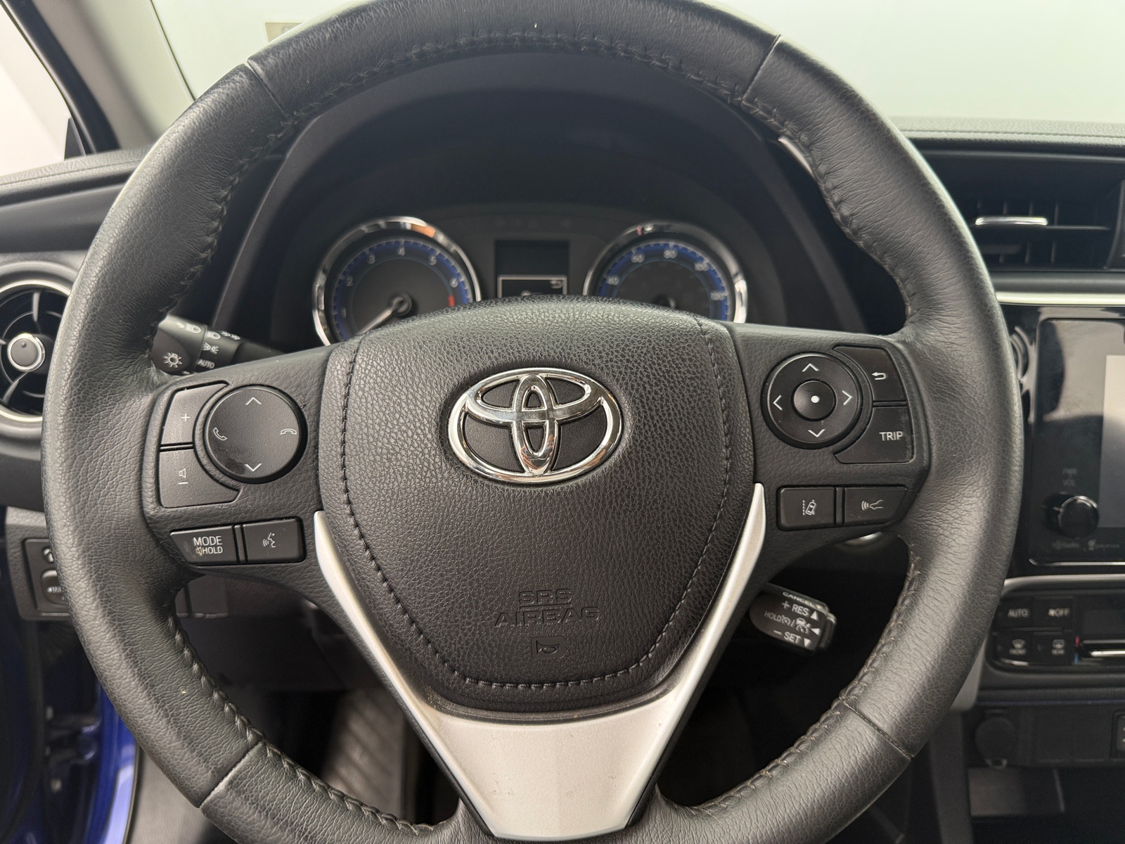Thumbnail: 2017 Toyota Corolla - 5