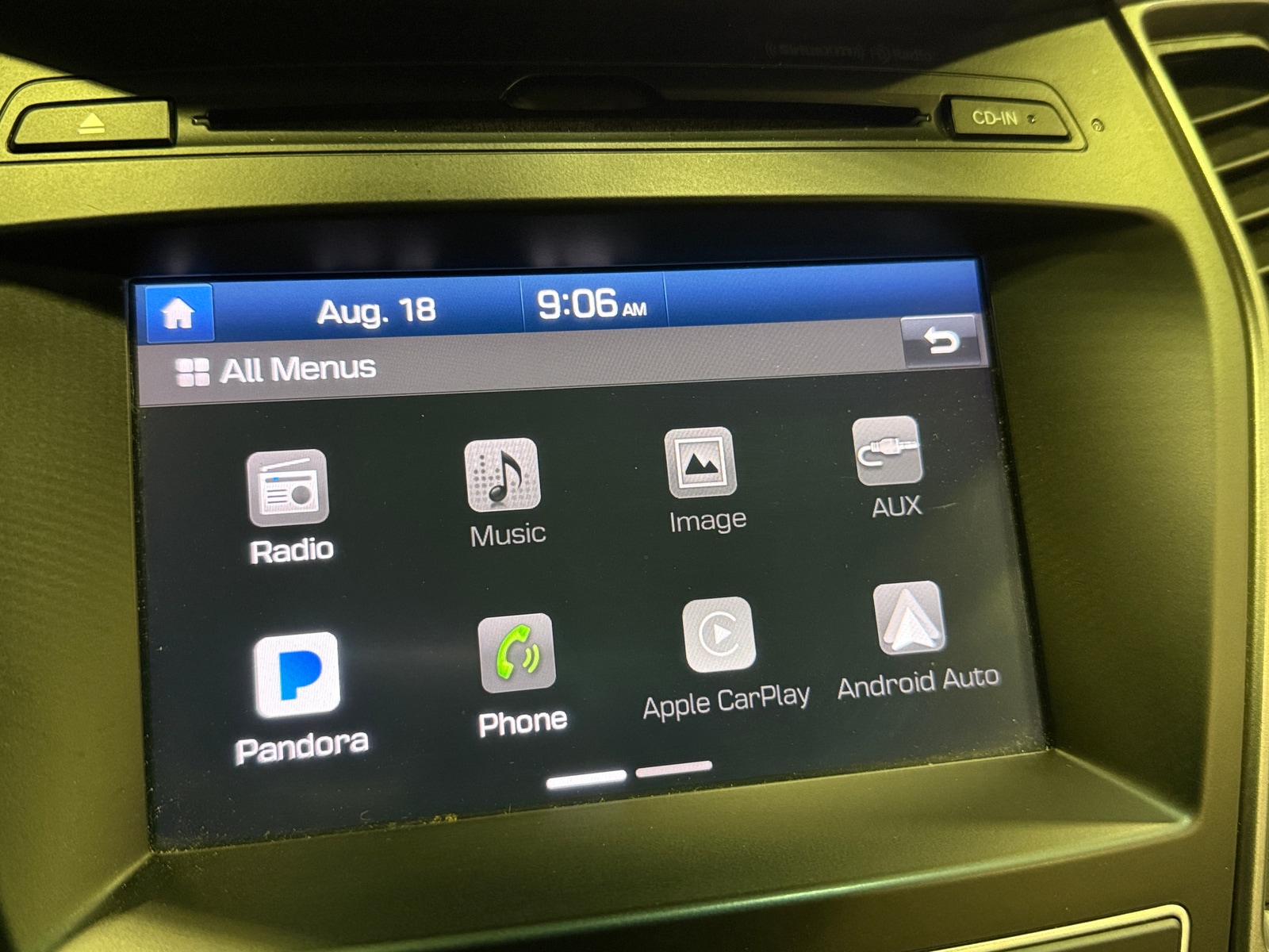 Thumbnail: 2018 Hyundai Santa Fe - 4