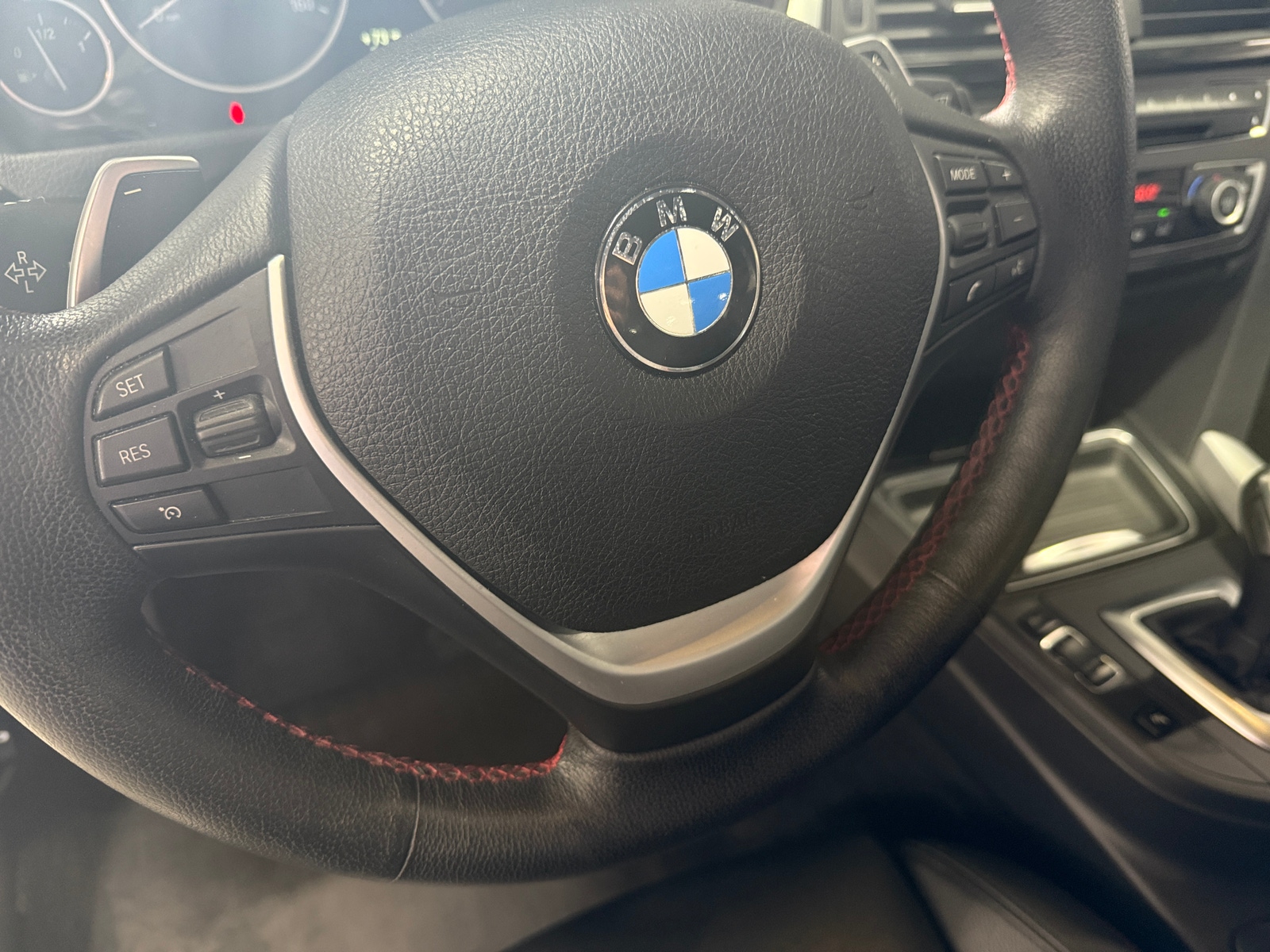 Thumbnail: 2014 BMW 3 Series - 4
