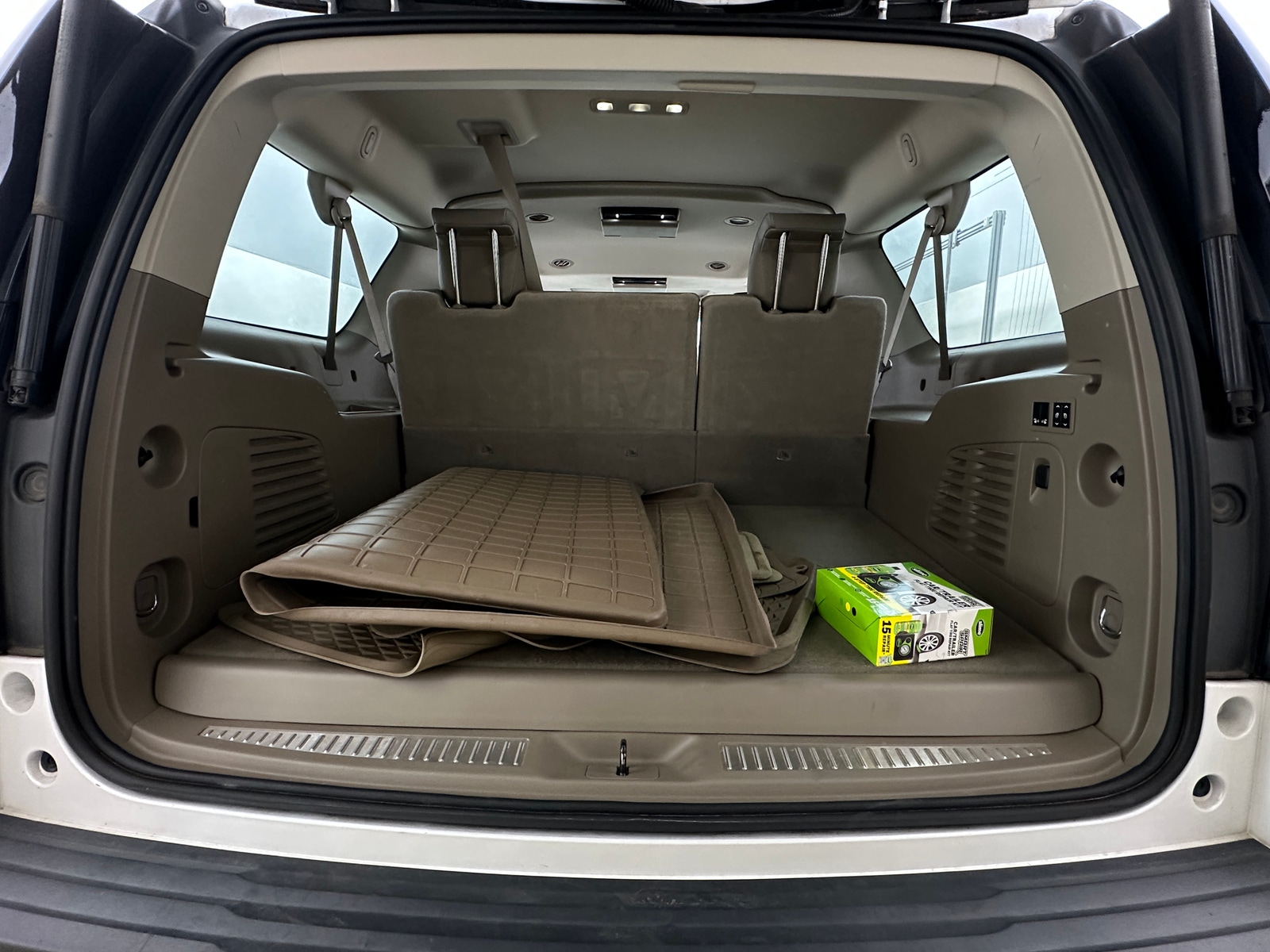 Thumbnail: 2016 GMC Yukon XL - 6