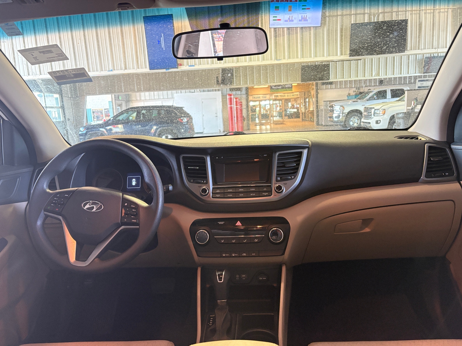 Thumbnail: 2016 Hyundai Tucson - 3