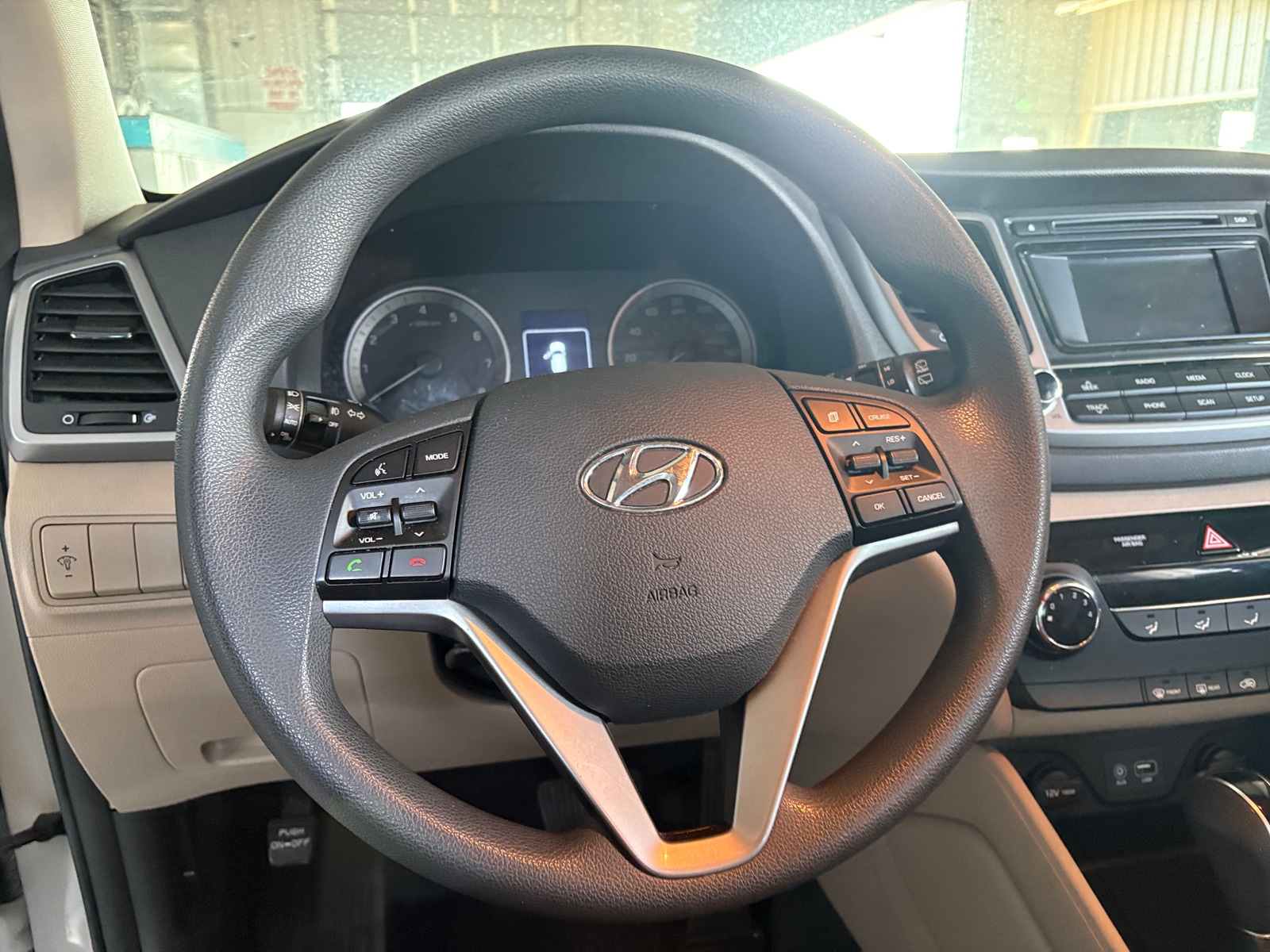 Thumbnail: 2016 Hyundai Tucson - 5